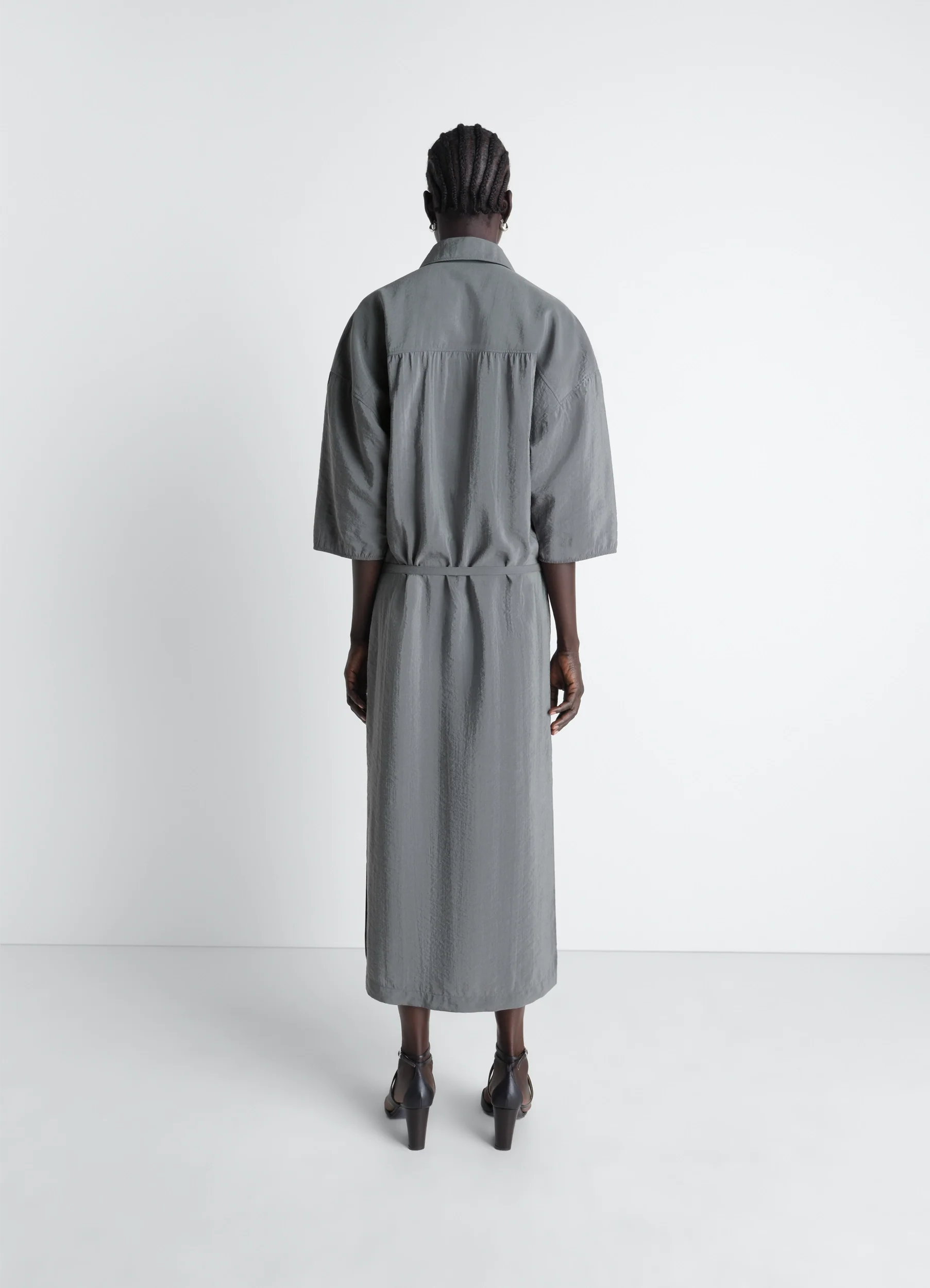 ASYMMETRICAL SHIRT DRESS IN DRY SILK - Image 4
