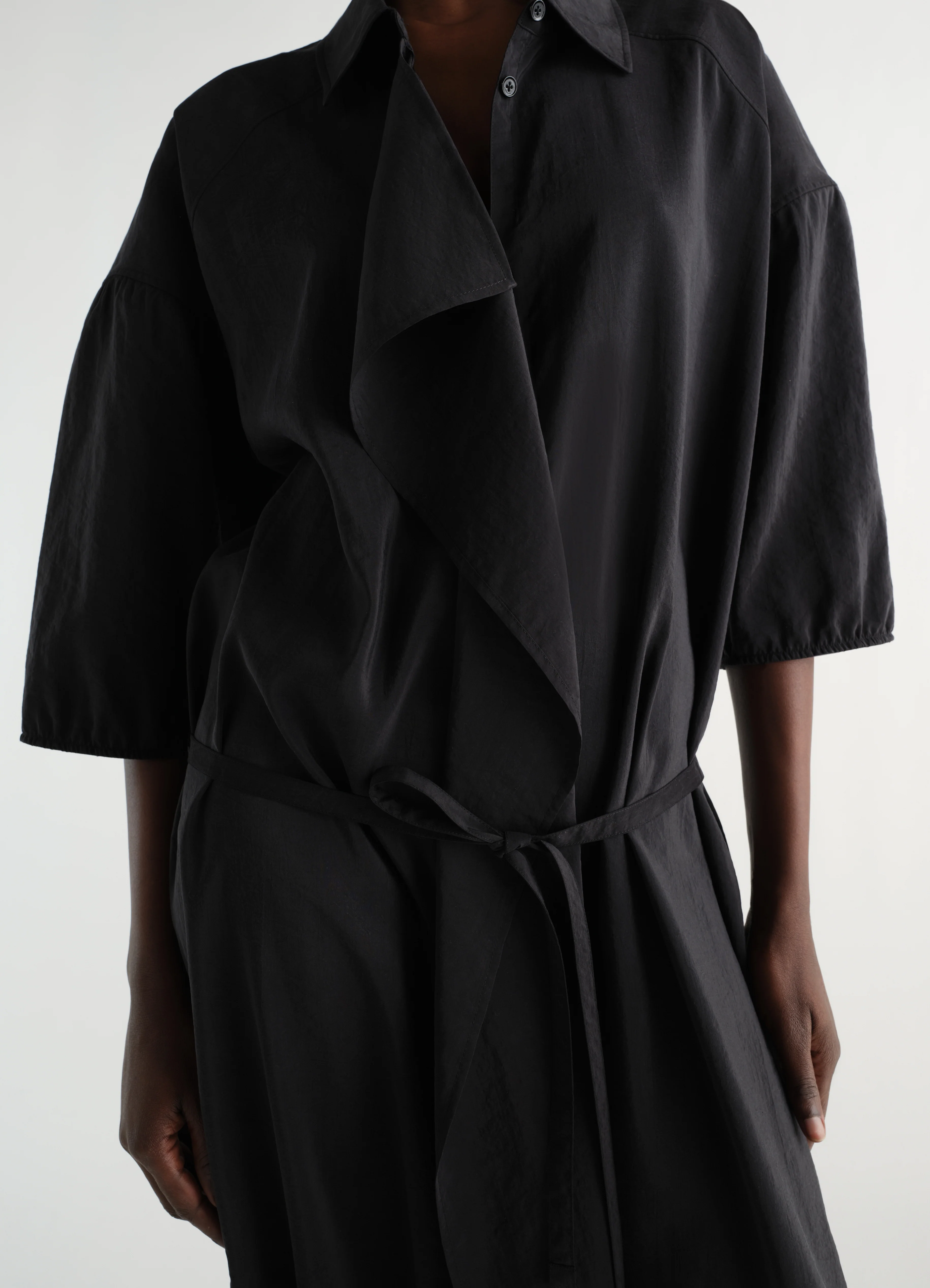 ASYMMETRICAL SHIRT DRESS IN DRY SILK - Image 2