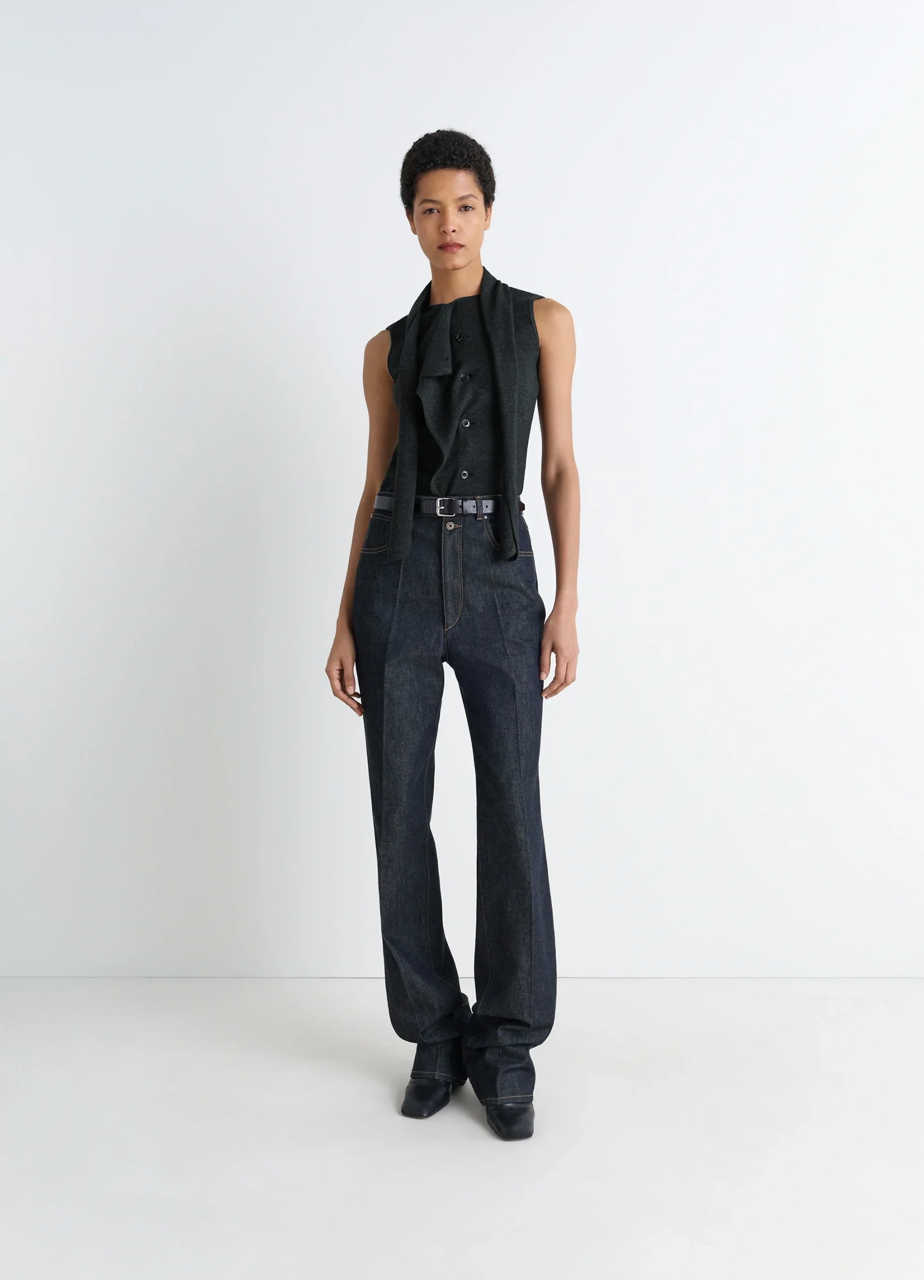 ASYMMETRICAL SLEEVELESS CARDIGAN IN MERINO BLEND - Image 2