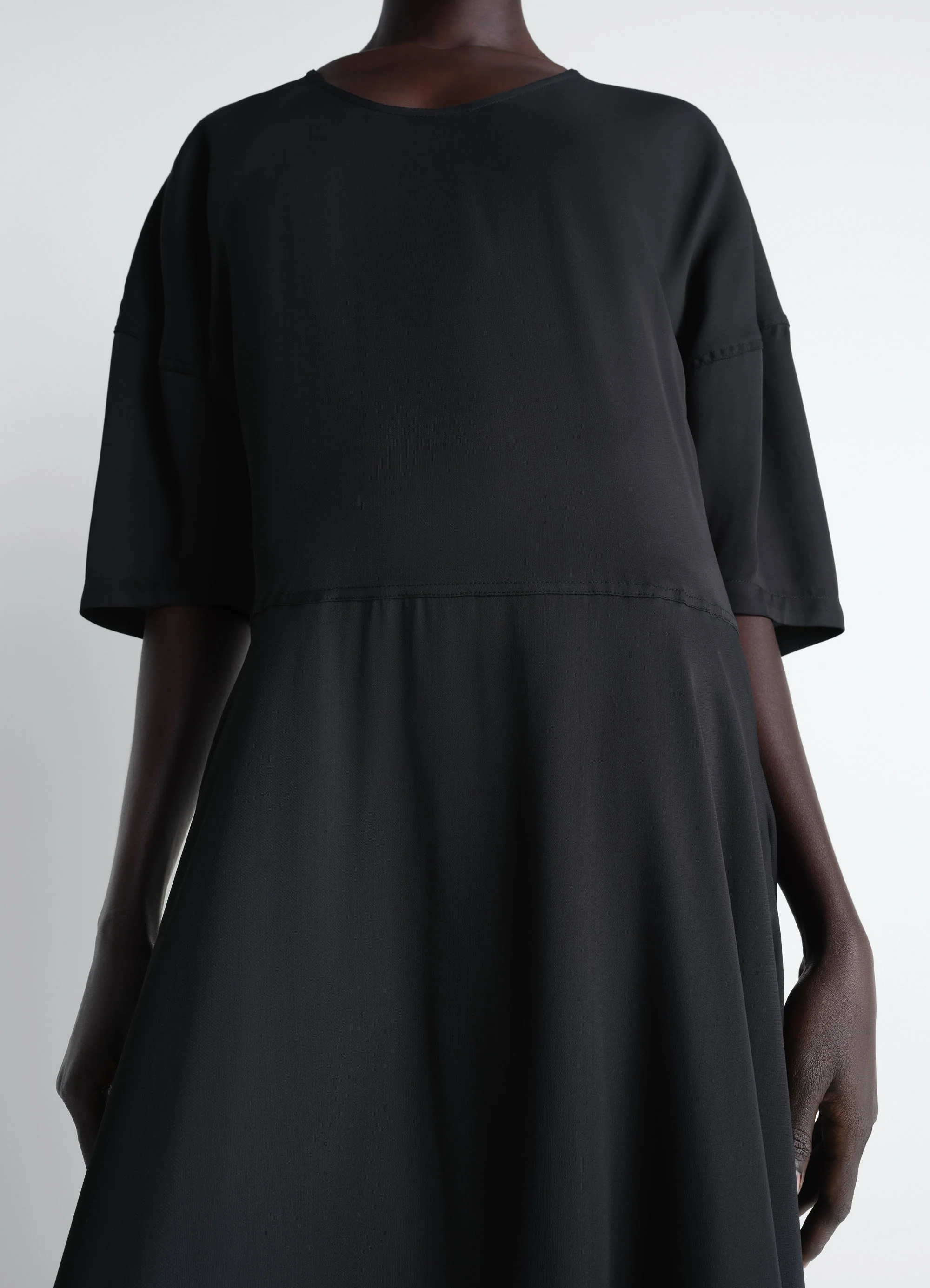 BALLOON DRESS IN CREPE DE CHINE VISCOSE - Image 4