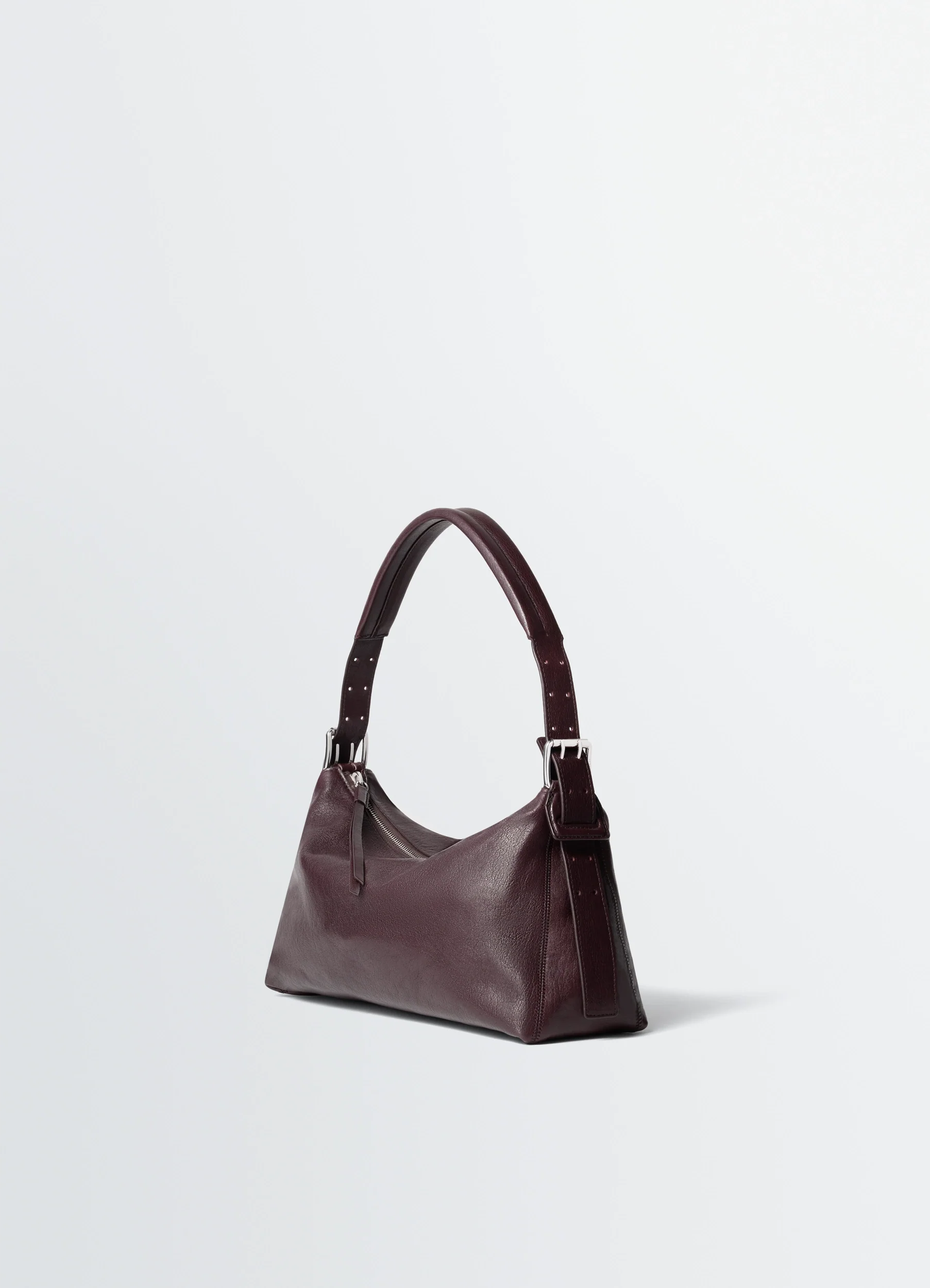 BELTED BAGUETTE BAG IN LEATHER - Image 4