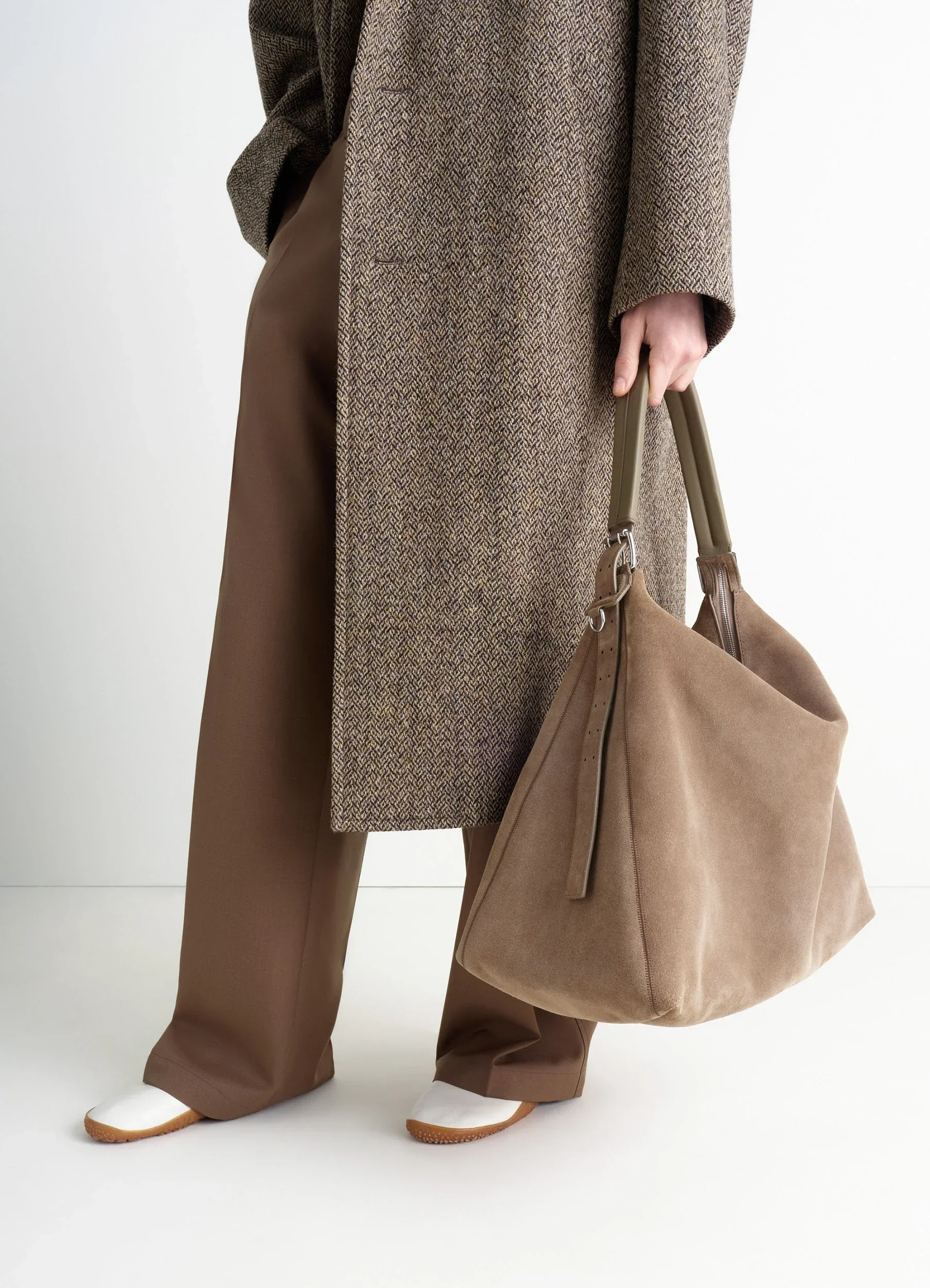 BELTED HOBO BAG IN SUEDE LEATHER - Image 3