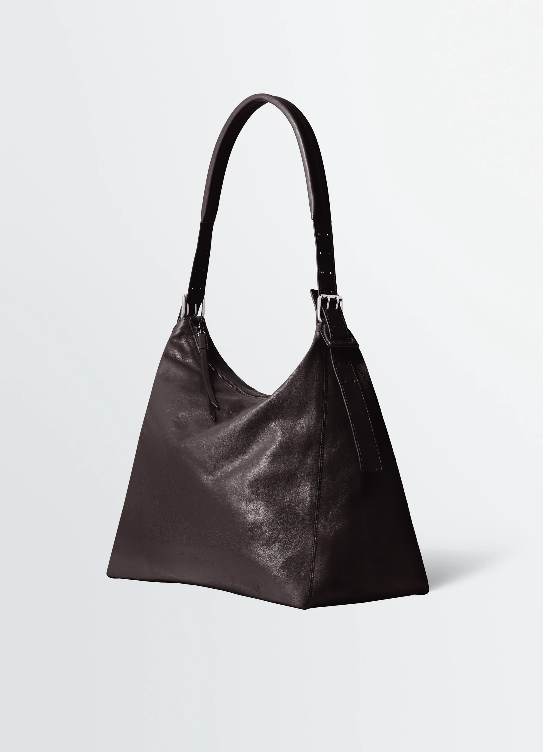 BELTED HOBO BAG IN LEATHER - Image 3