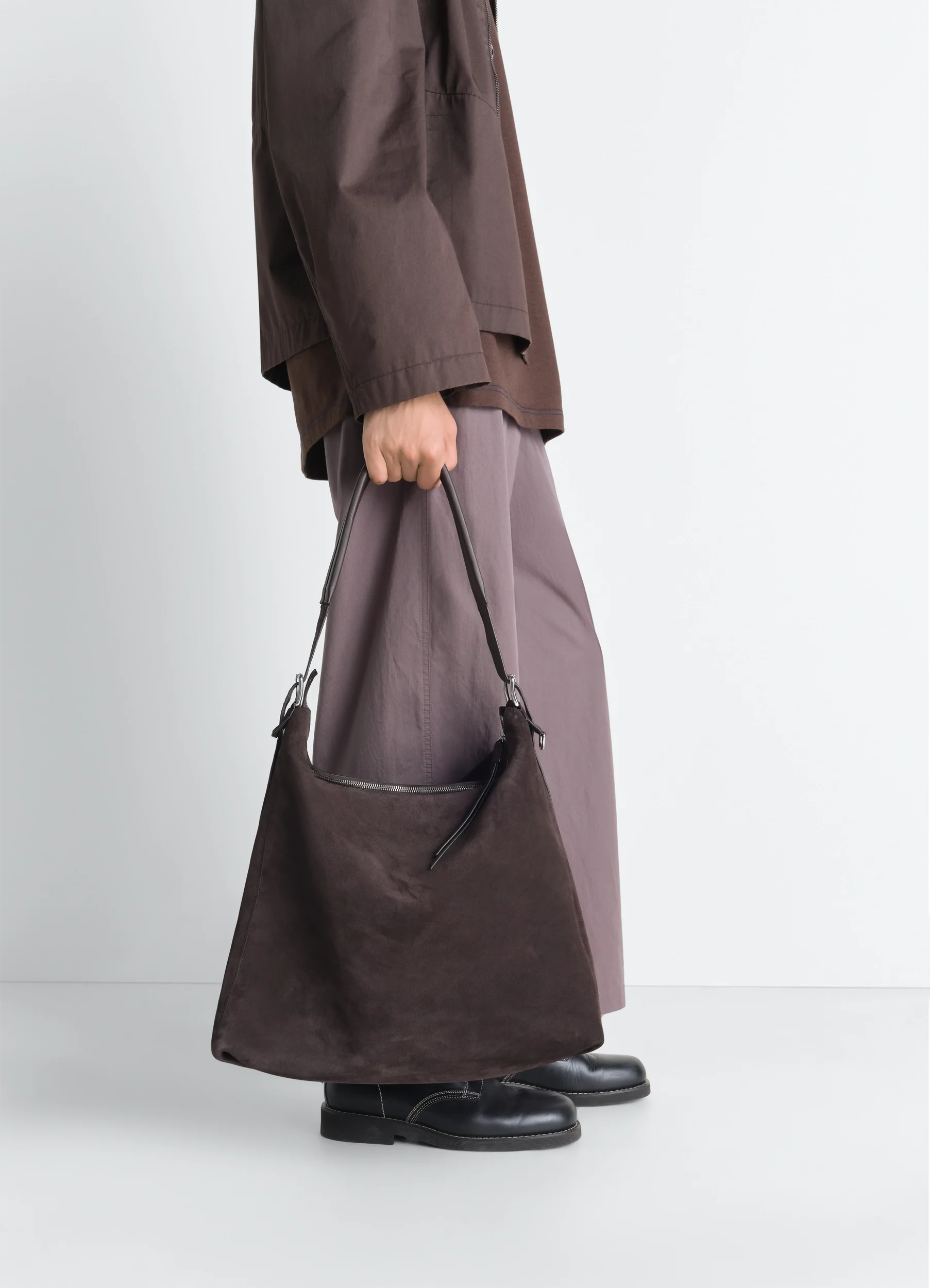 BELTED HOBO BAG IN SUEDE LEATHER - Image 3
