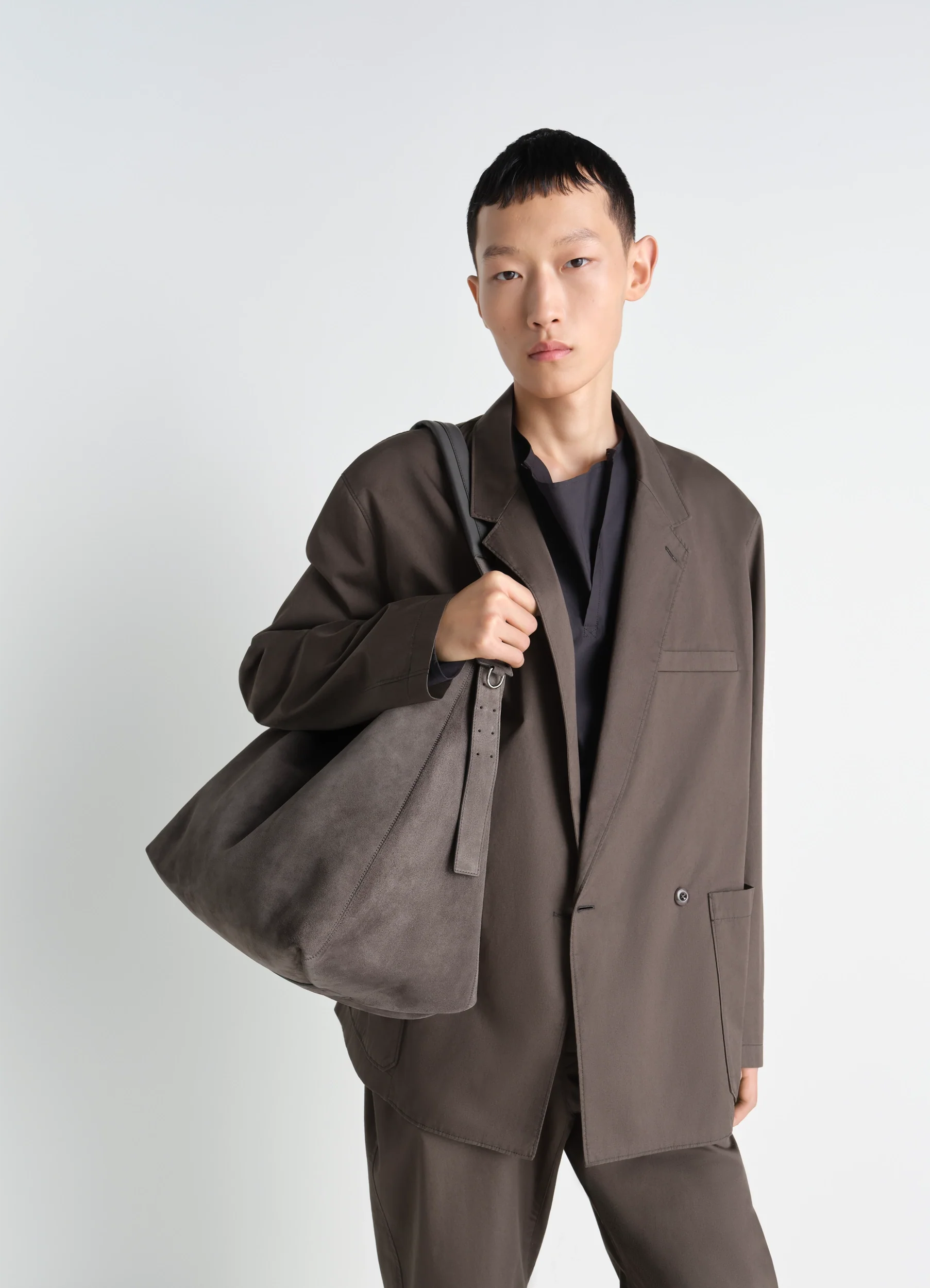 BELTED HOBO BAG IN SUEDE LEATHER - Image 3