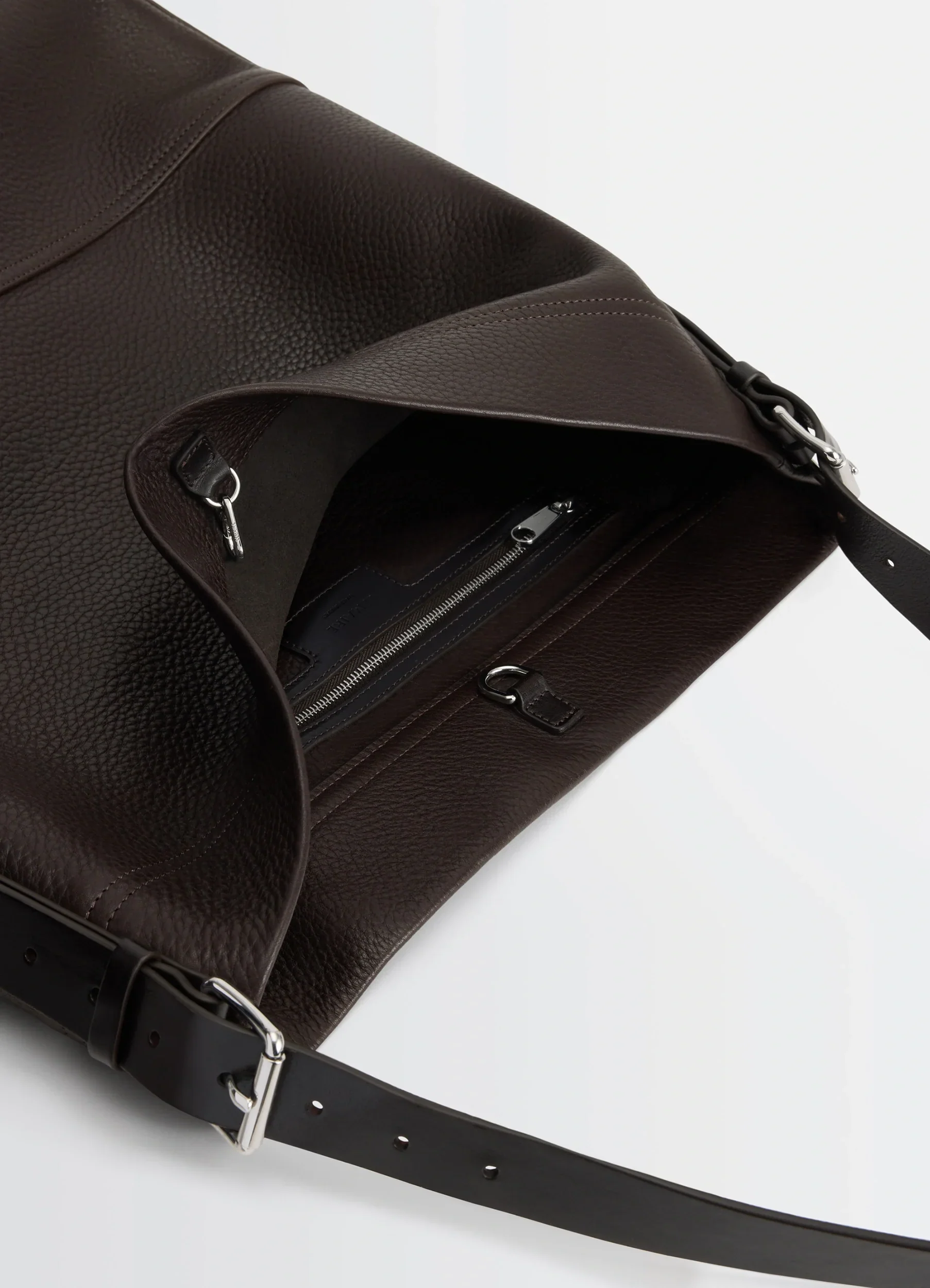 BELTED TOTE BAG IN LEATHER - Image 5