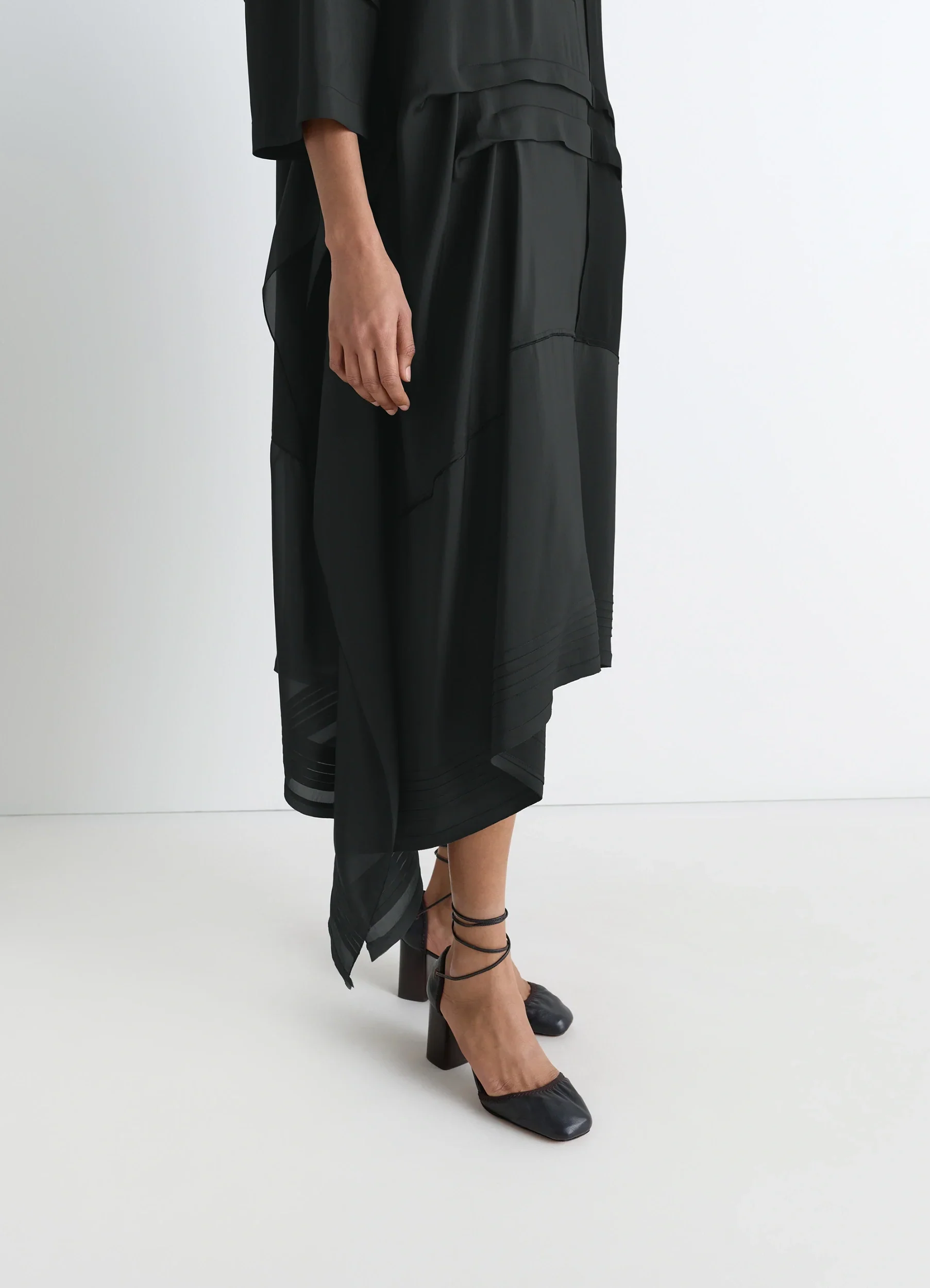 BLOUSE DRESS WITH PLEATS IN SILK - Image 3