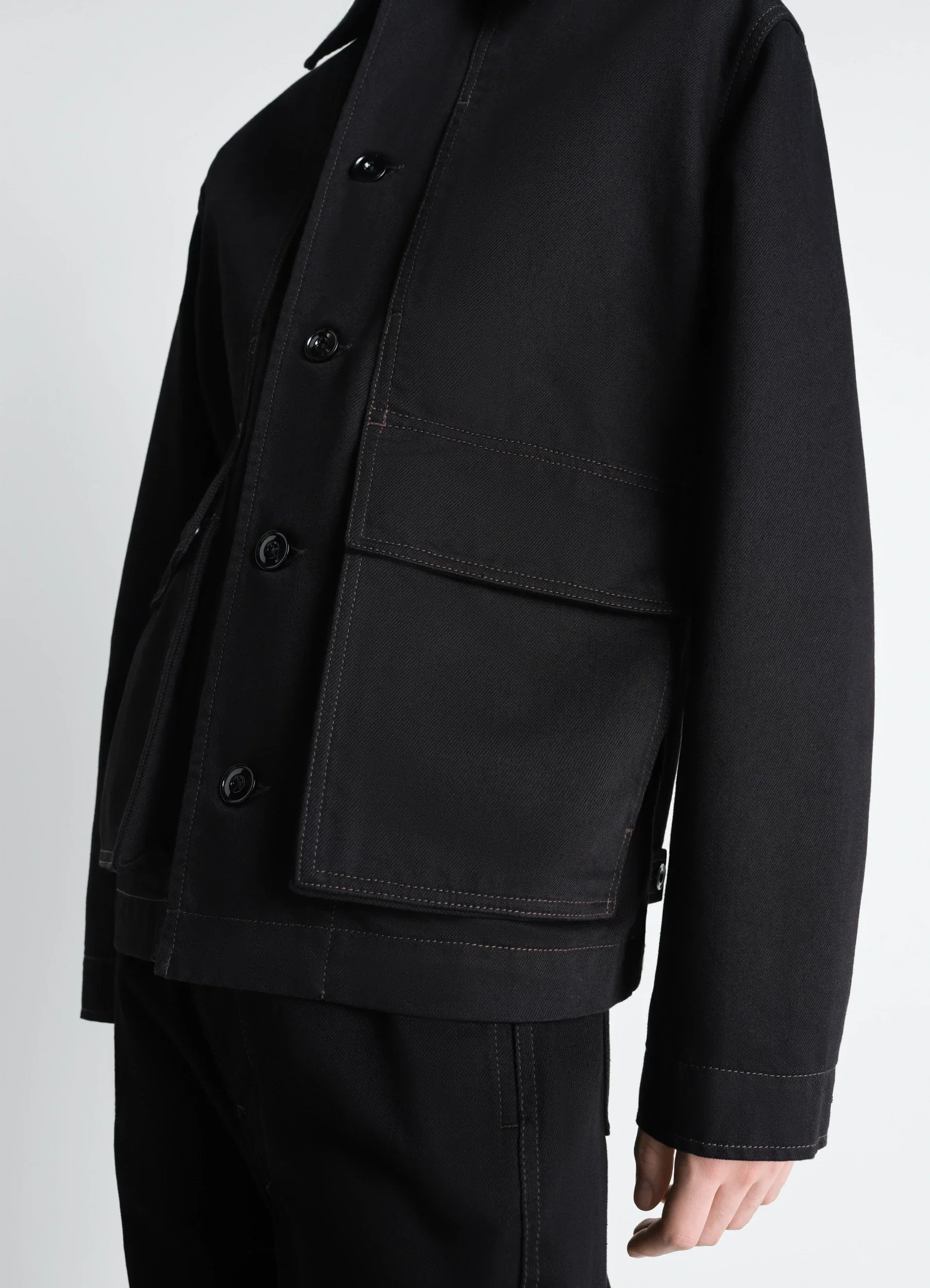 BOXY JACKET IN BLACK DENIM - Image 3