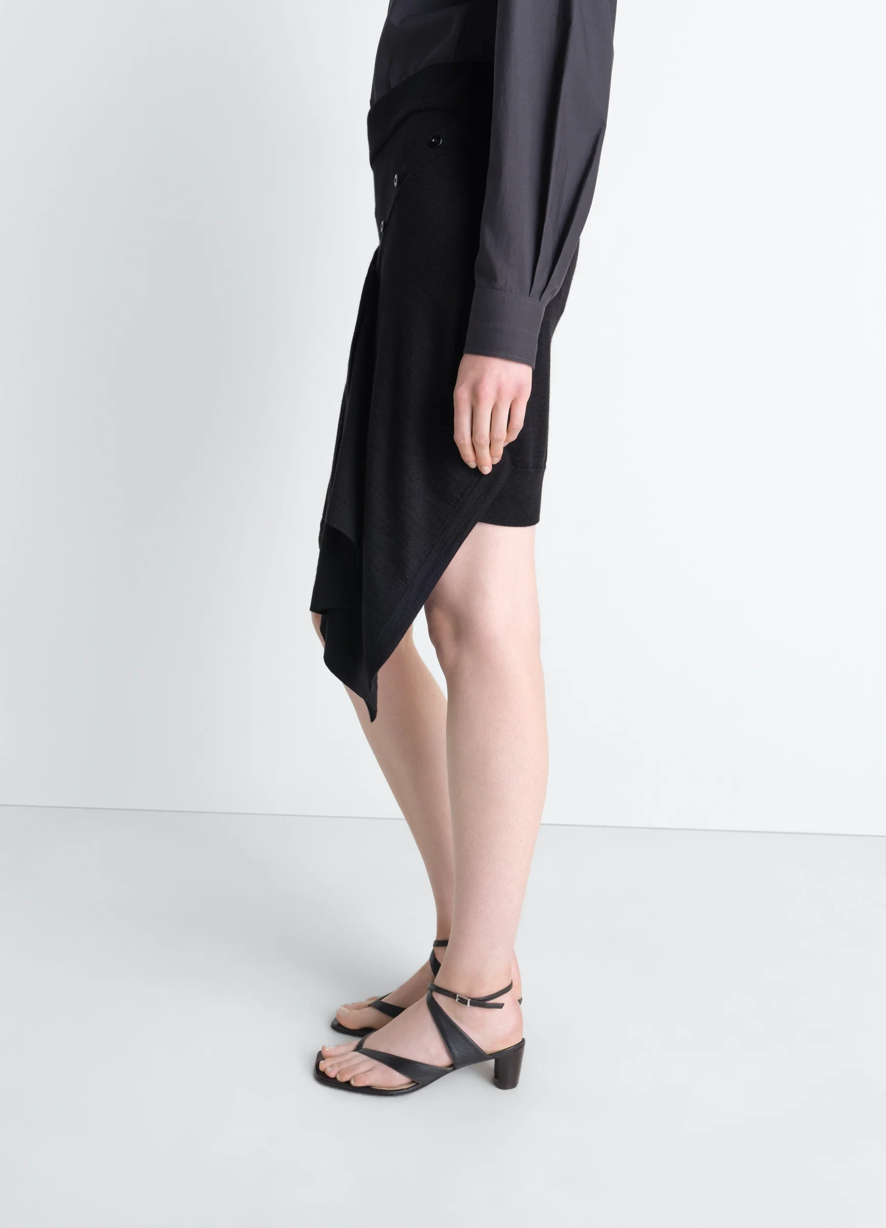 BUTTONED SKIRT IN MERINO BLEND - Image 3