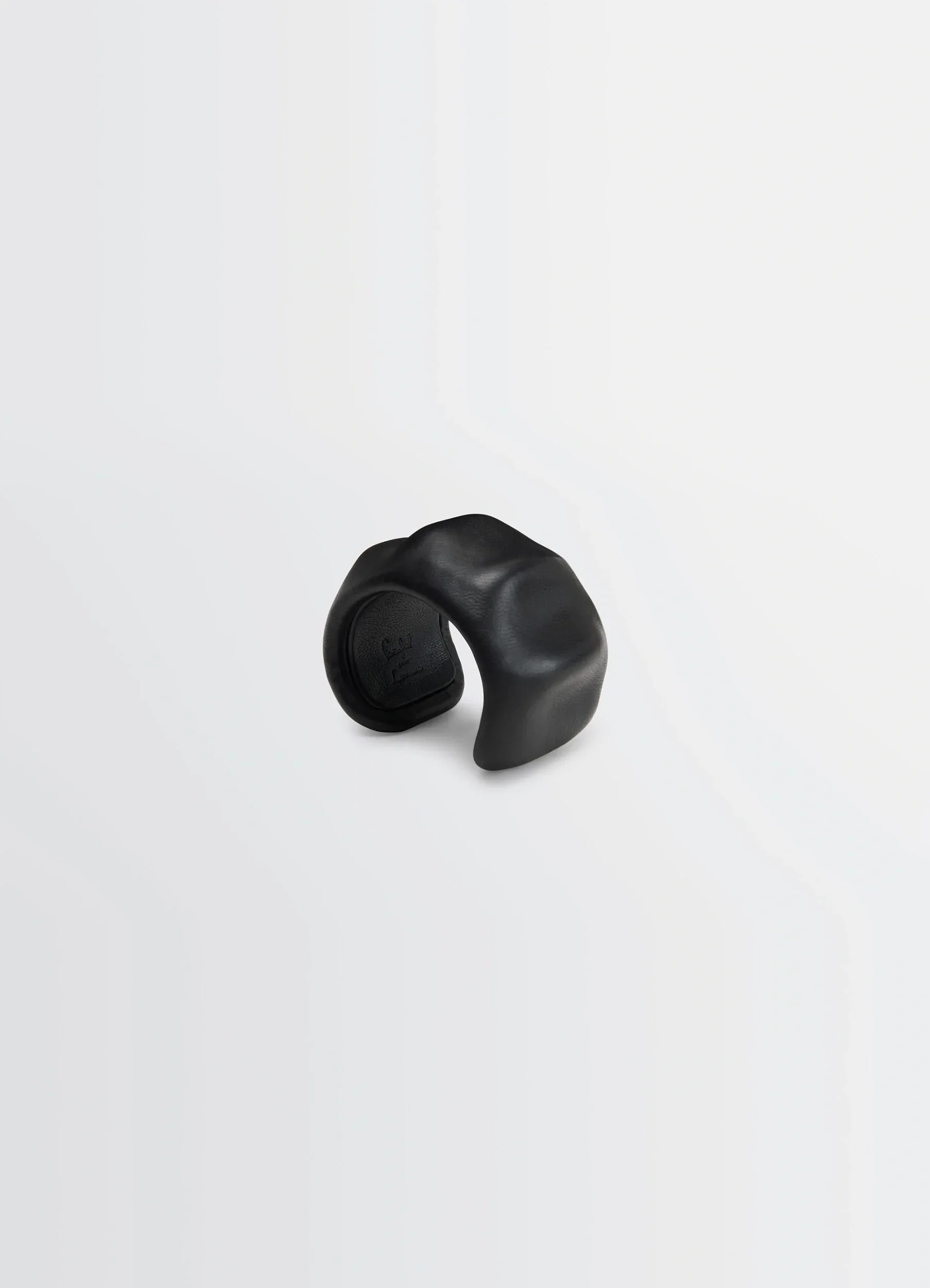 CARLOS CUFF IN LEATHER - Image 3