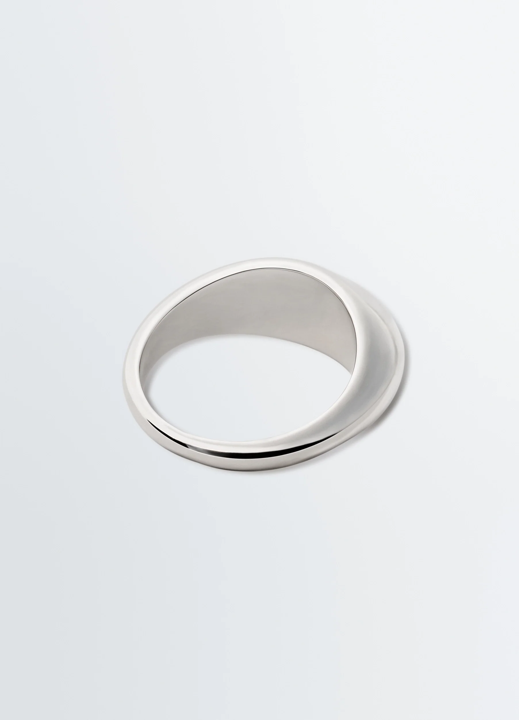 CHUNKY DROP RING IN SILVER - Image 3