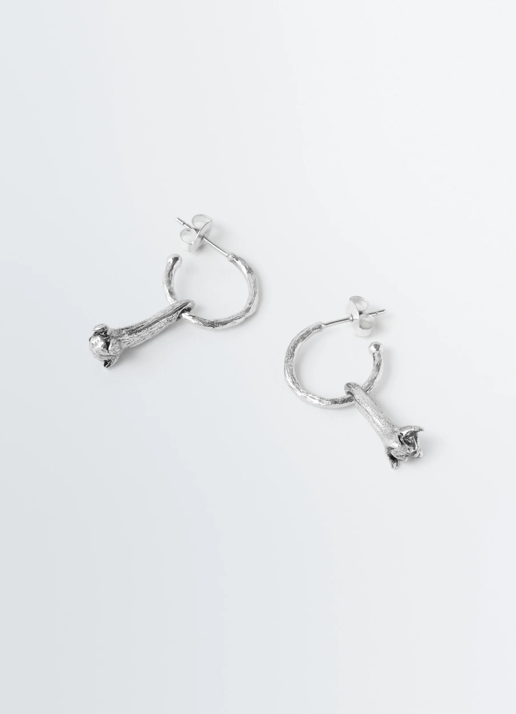 CLOVE EARRINGS - Image 4