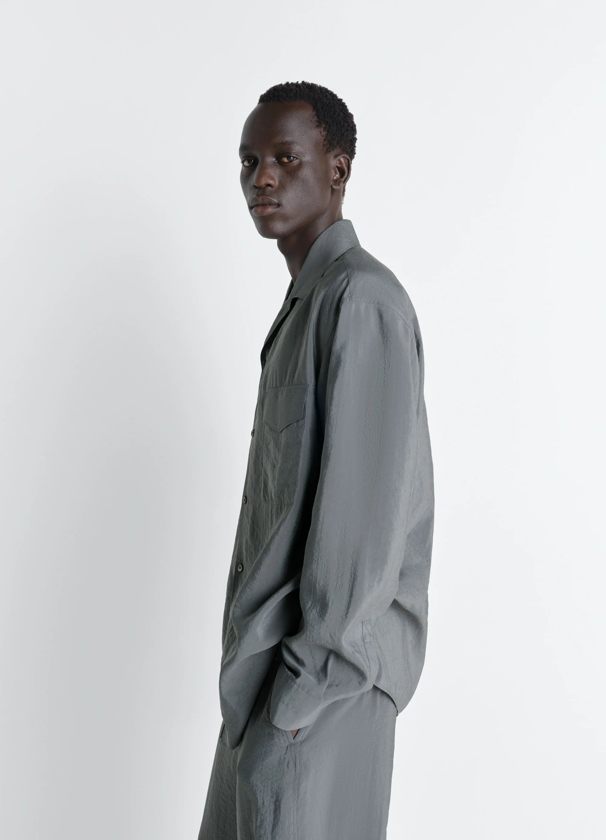 CONVERTIBLE COLLAR SHIRT IN DRY SILK - Image 3