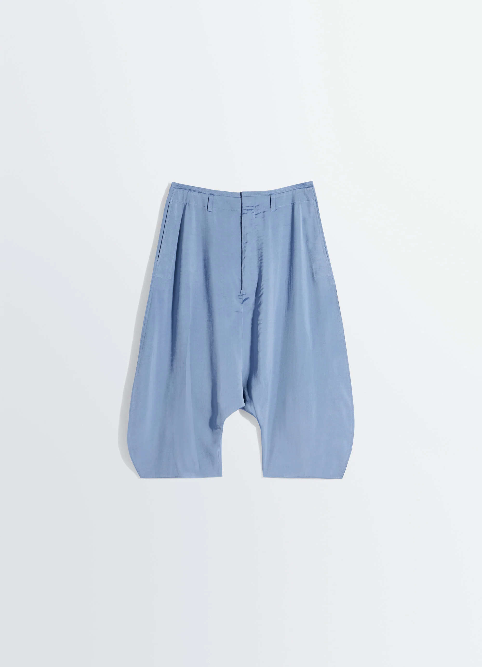 CREASED DROPPED CROTCH BERMUDAS IN POLY VISCOSE TWILL - Image 6