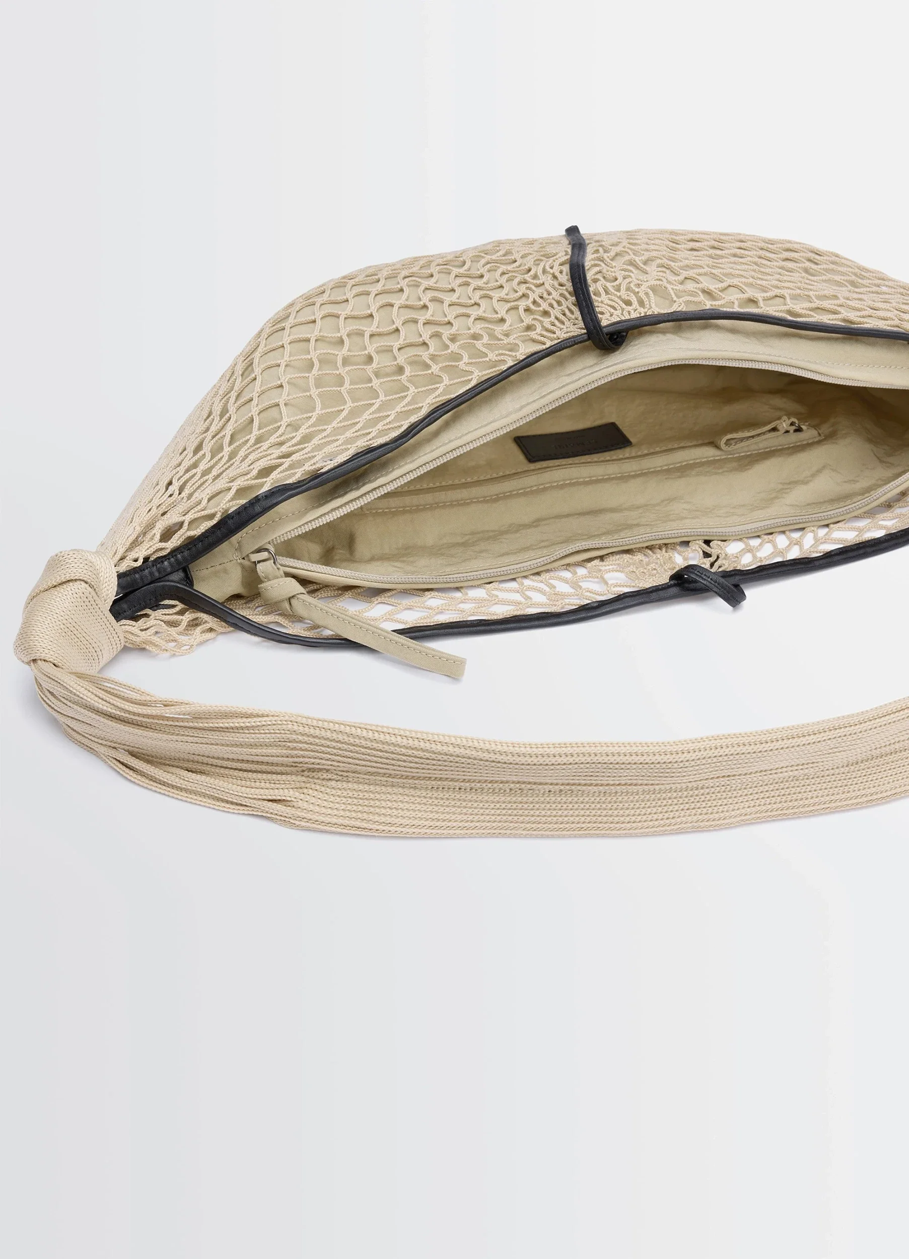 CROISSANT FILT BAG - Image 4