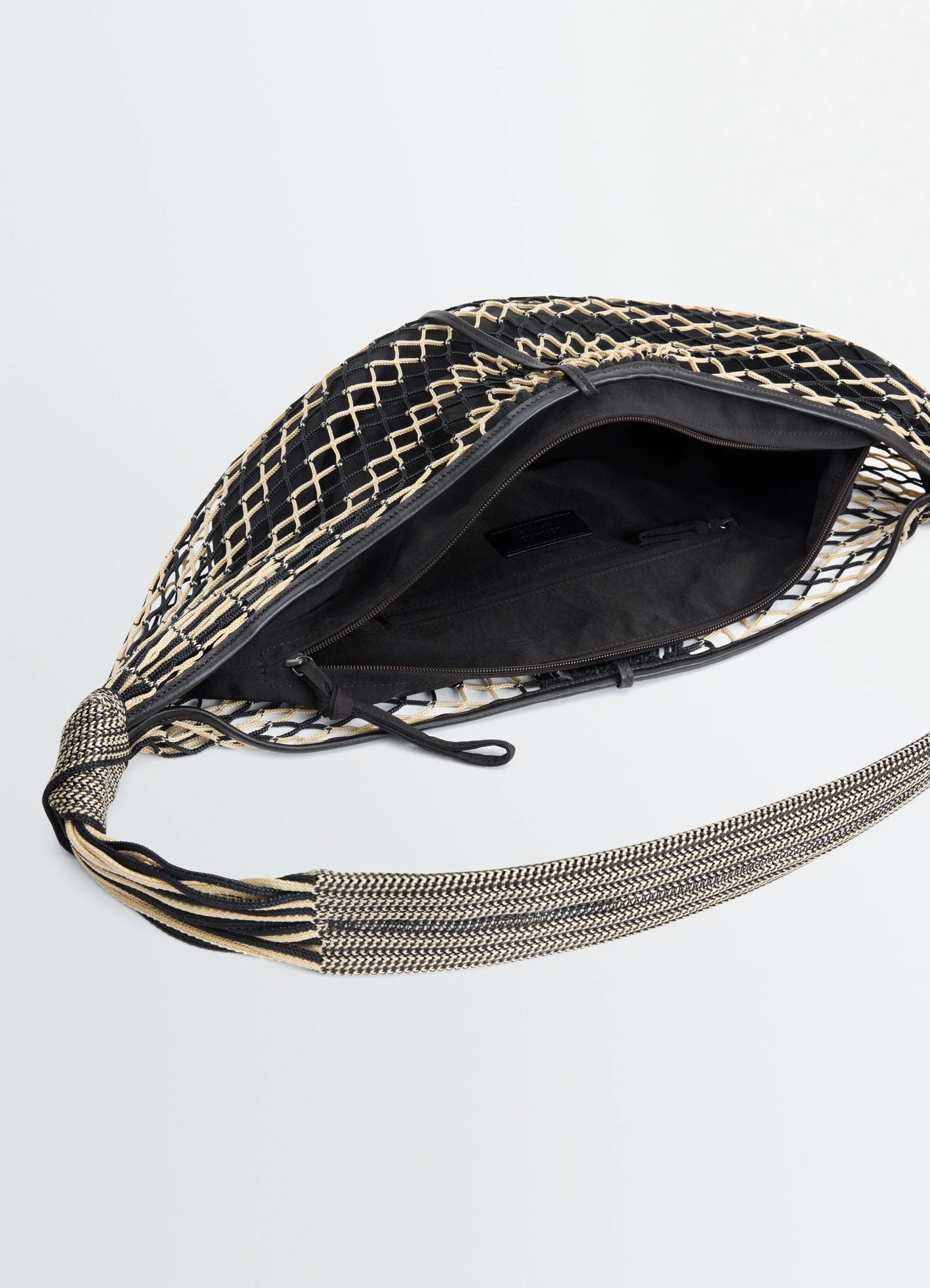 CROISSANT FILT BAG - Image 5