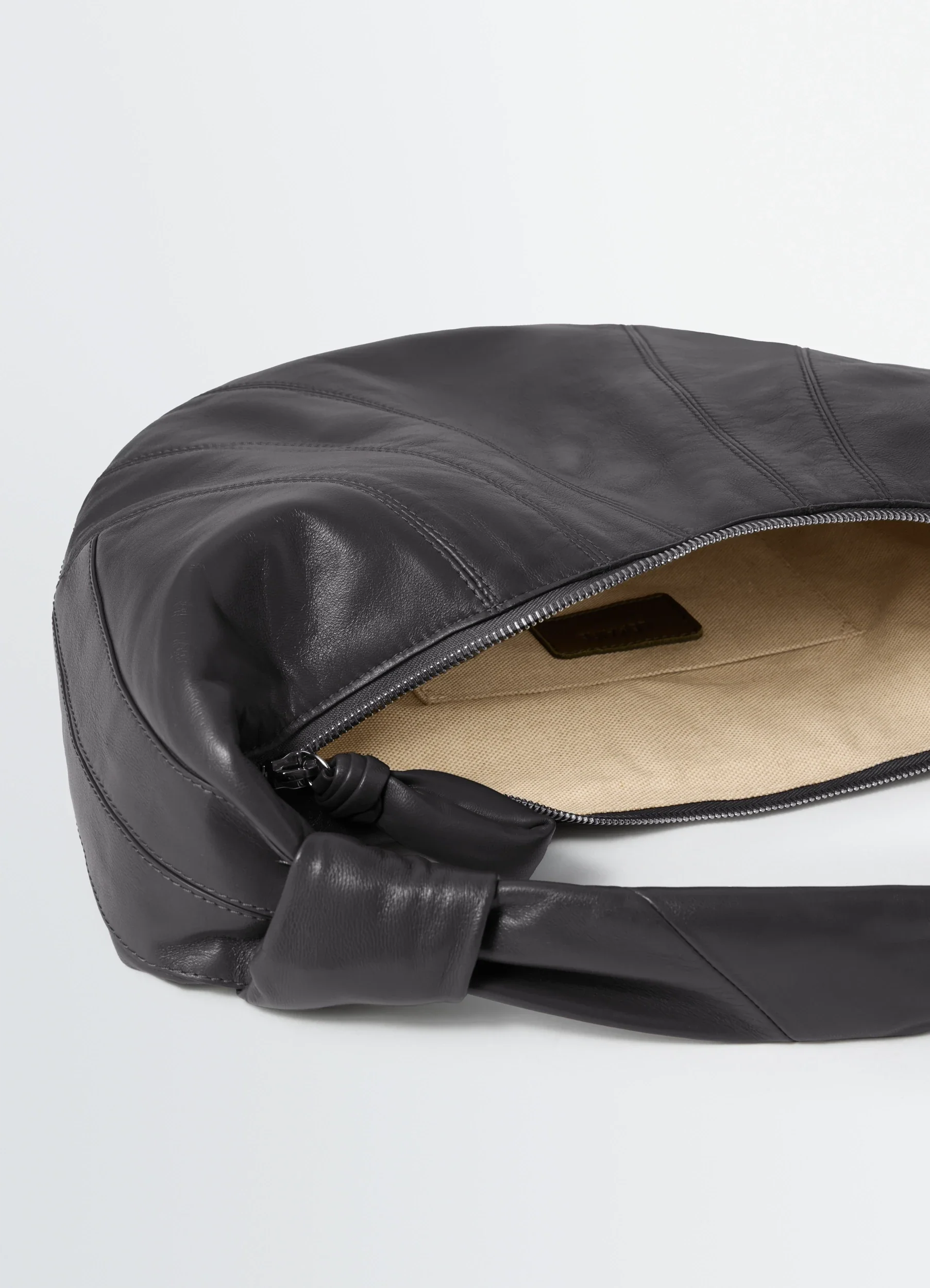 FORTUNE CROISSANT BAG IN LEATHER - Image 4