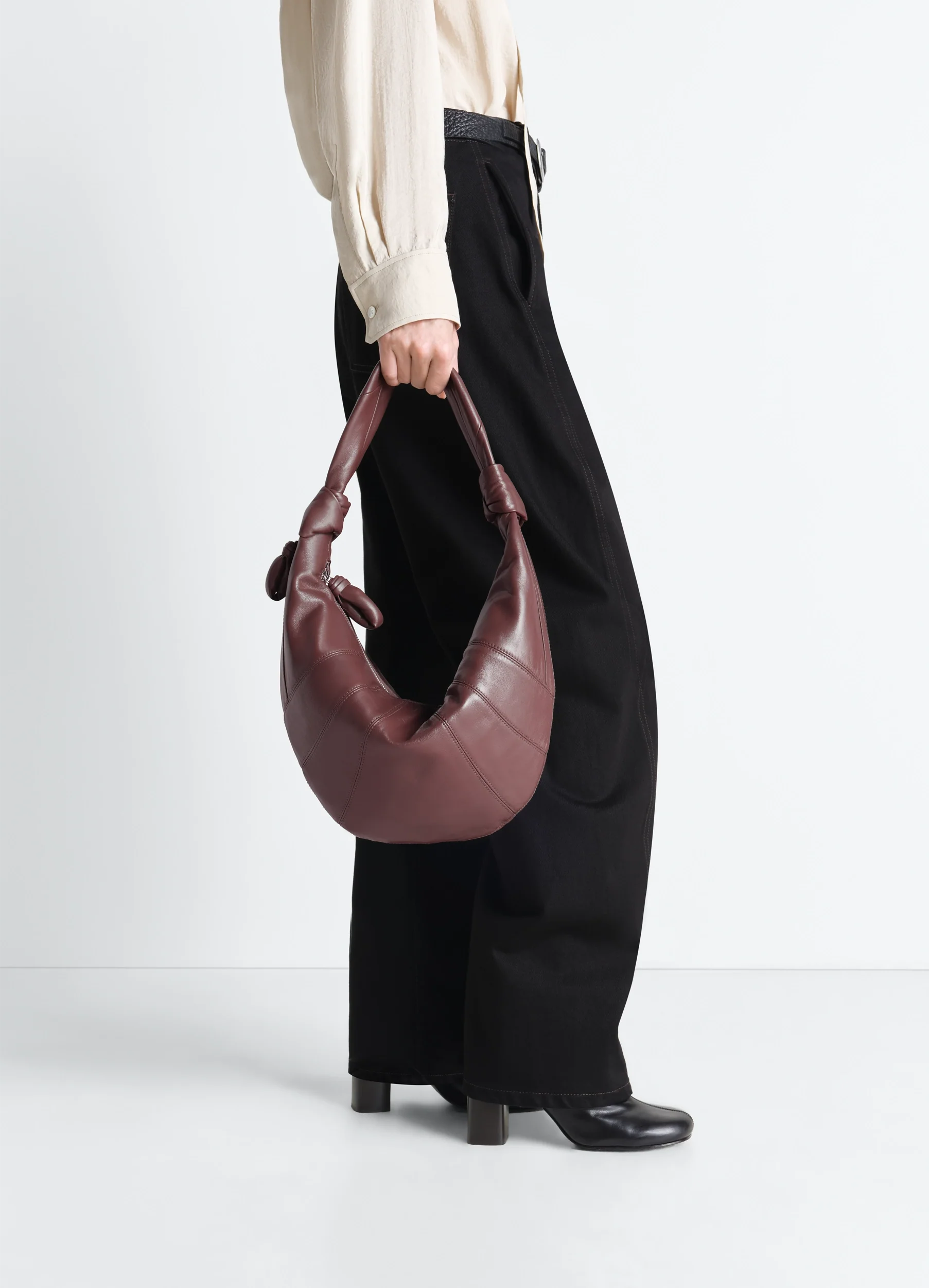 FORTUNE CROISSANT BAG IN LEATHER - Image 3