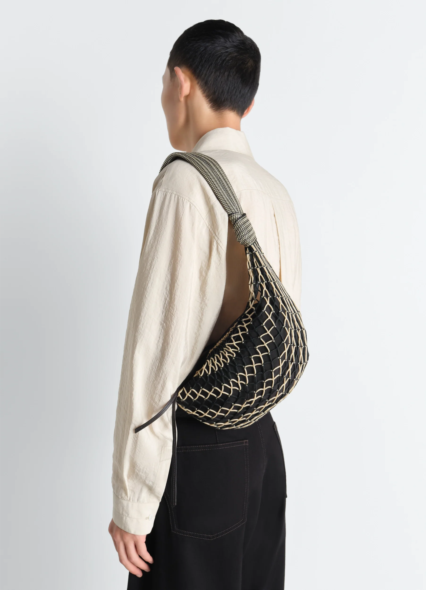 FORTUNE CROISSANT FILT BAG - Image 3