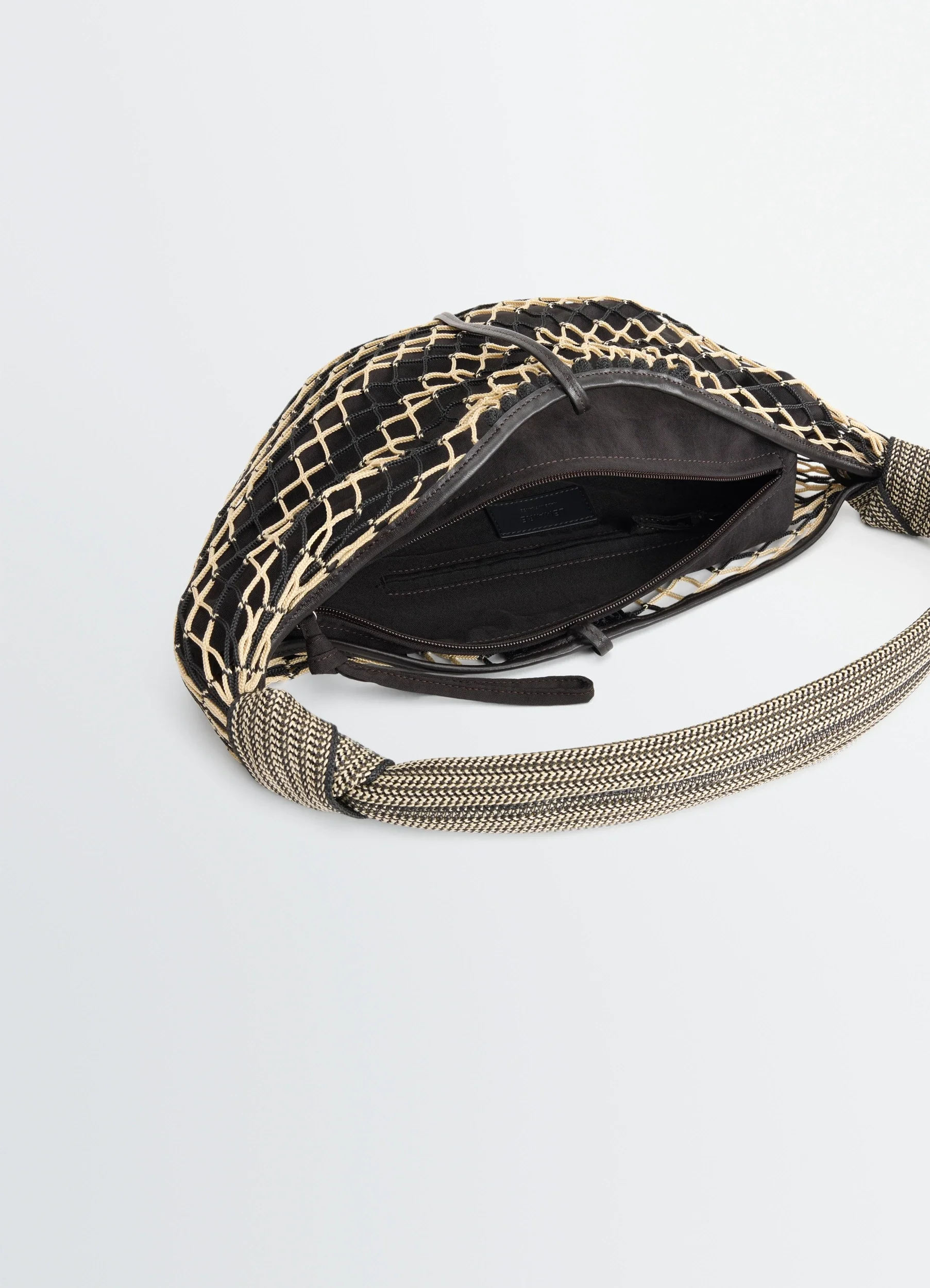 FORTUNE CROISSANT FILT BAG - Image 5