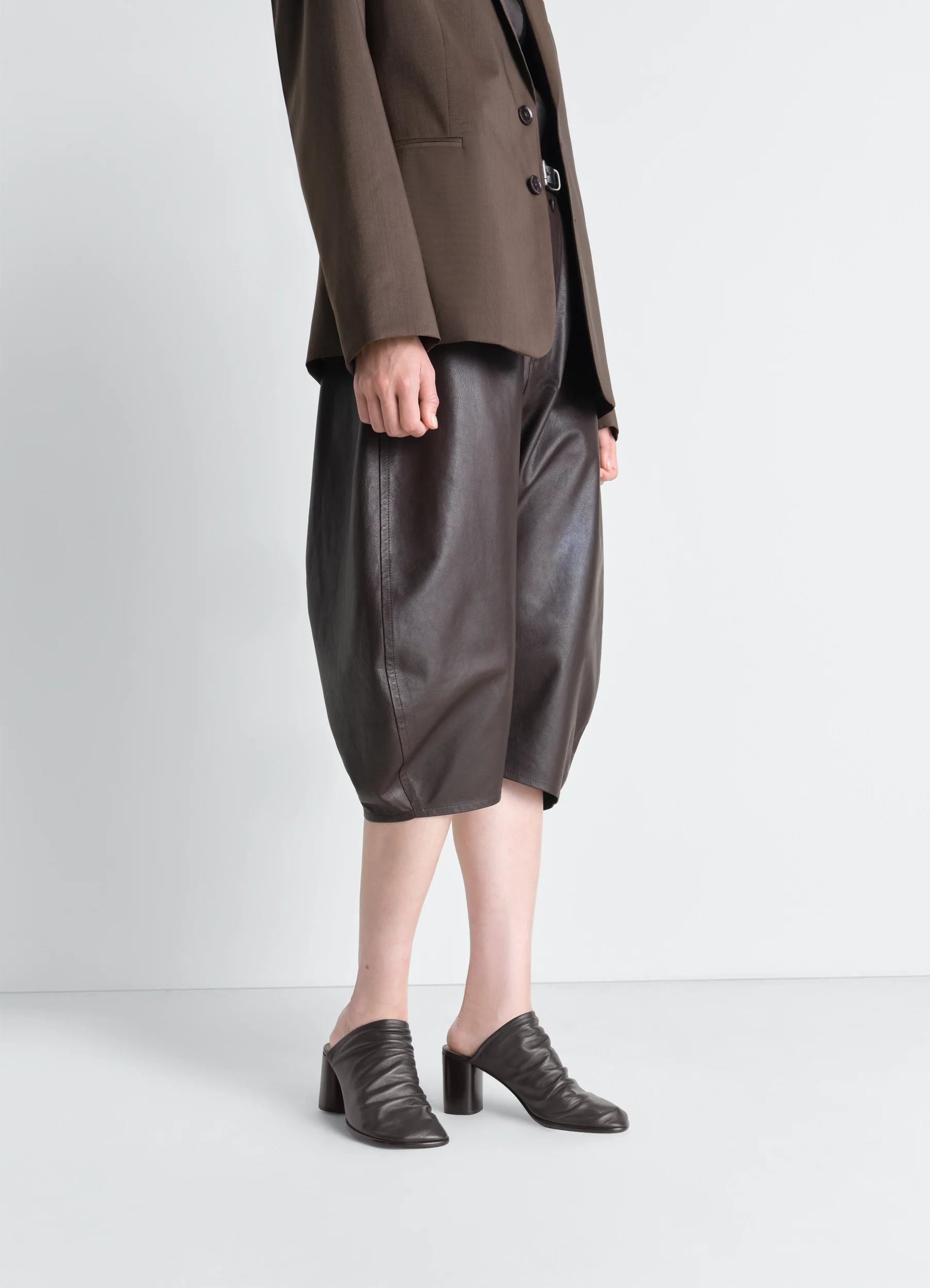 GLOVE MULES IN LEATHER - Image 2
