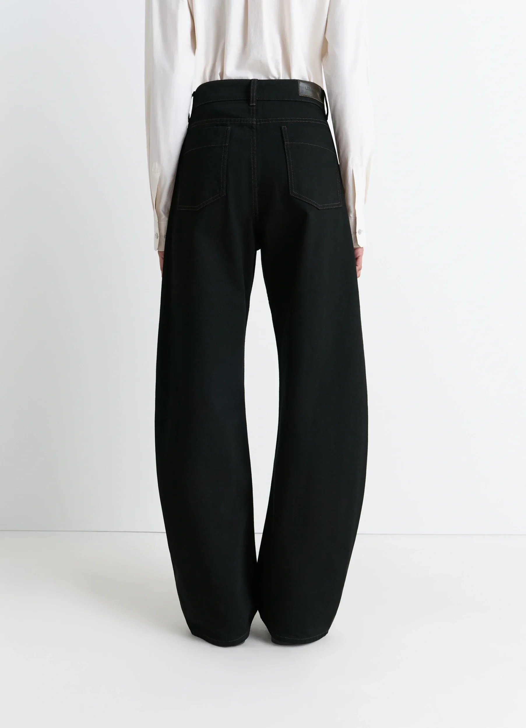 HIGH WAISTED CURVED PANTS IN DENIM - Image 3