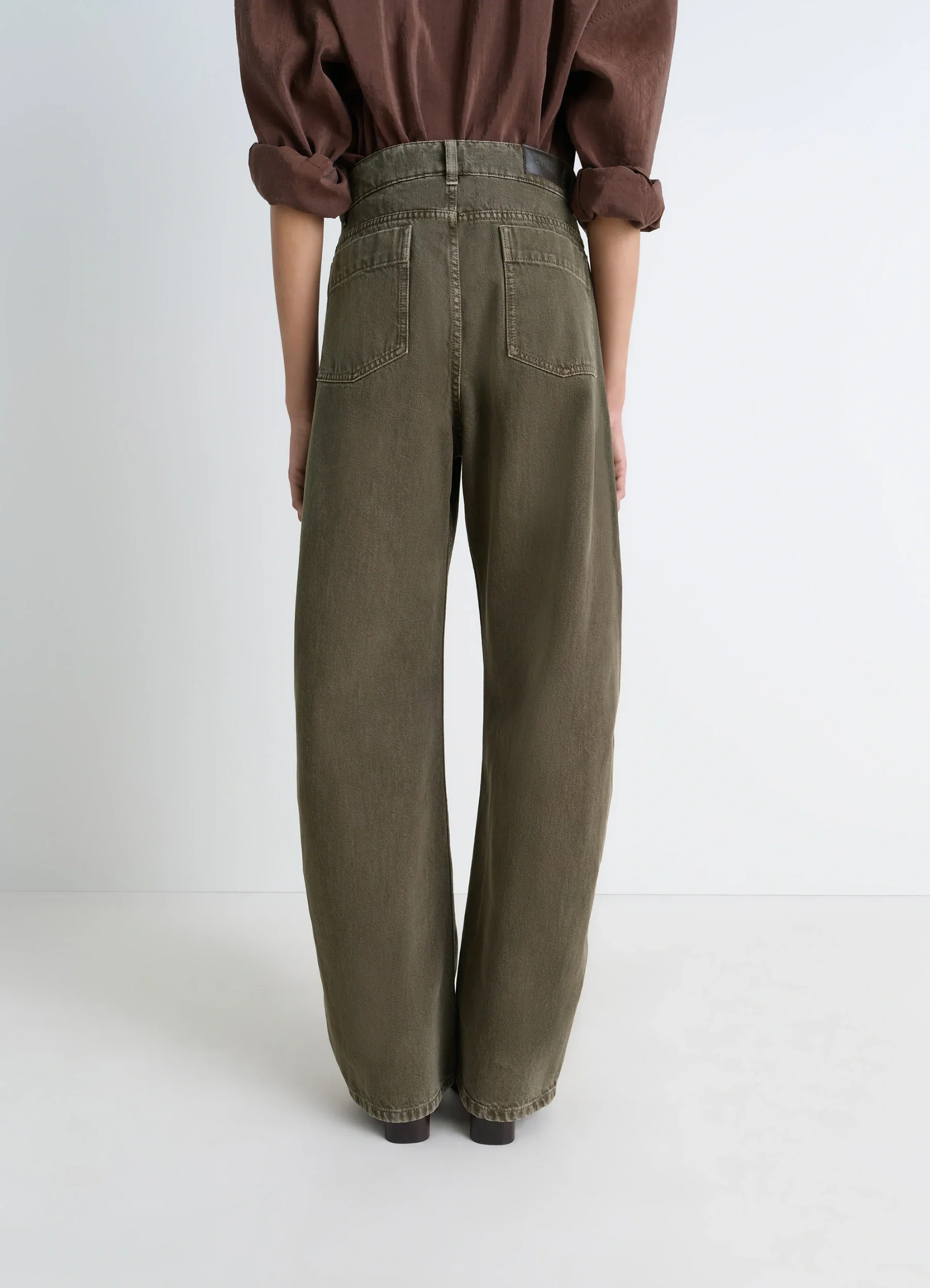 HIGH WAISTED CURVED PANTS IN DENIM - Image 4