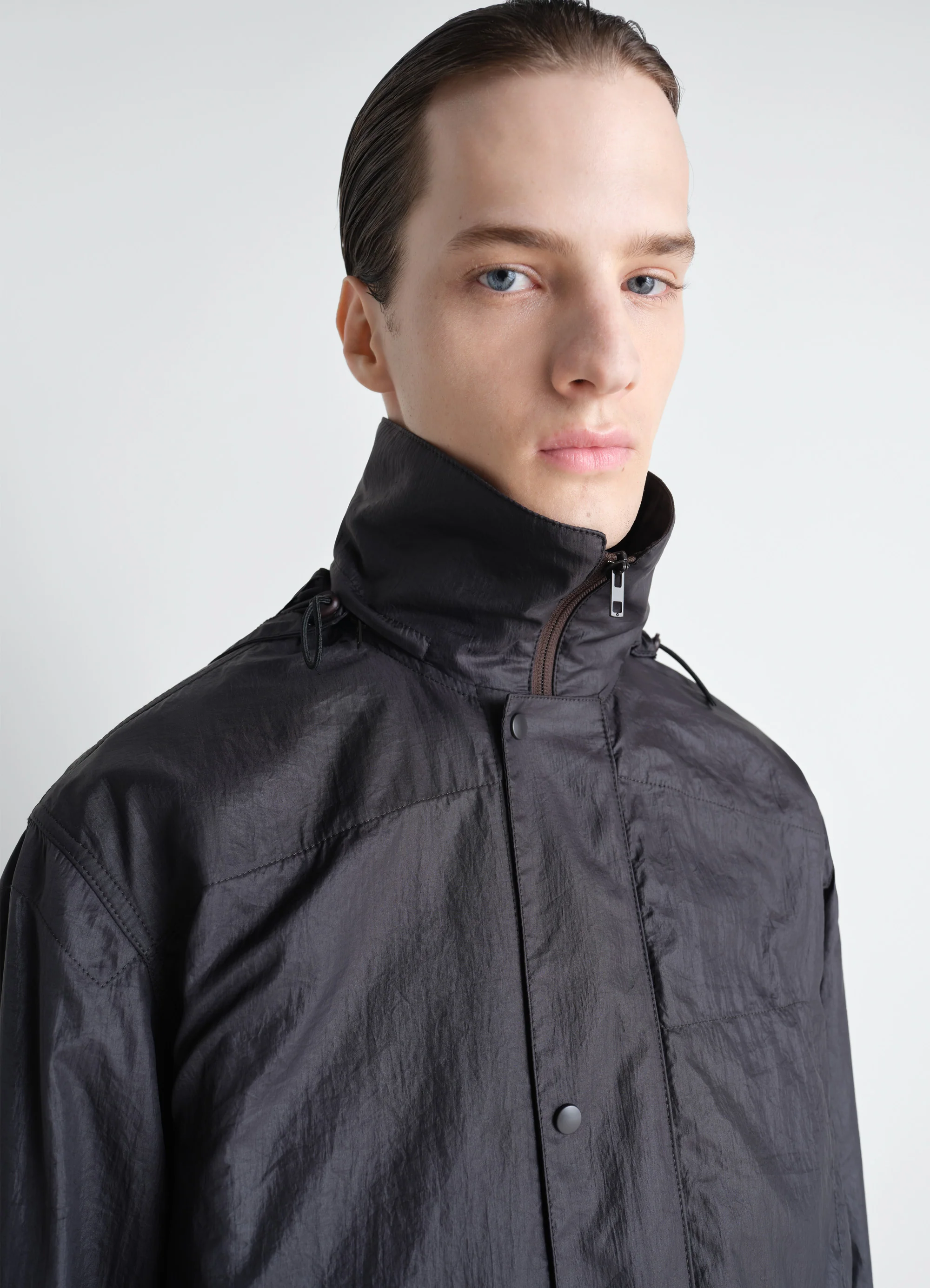 HOODED RAINCOAT IN LIGHT NYLON - Image 4