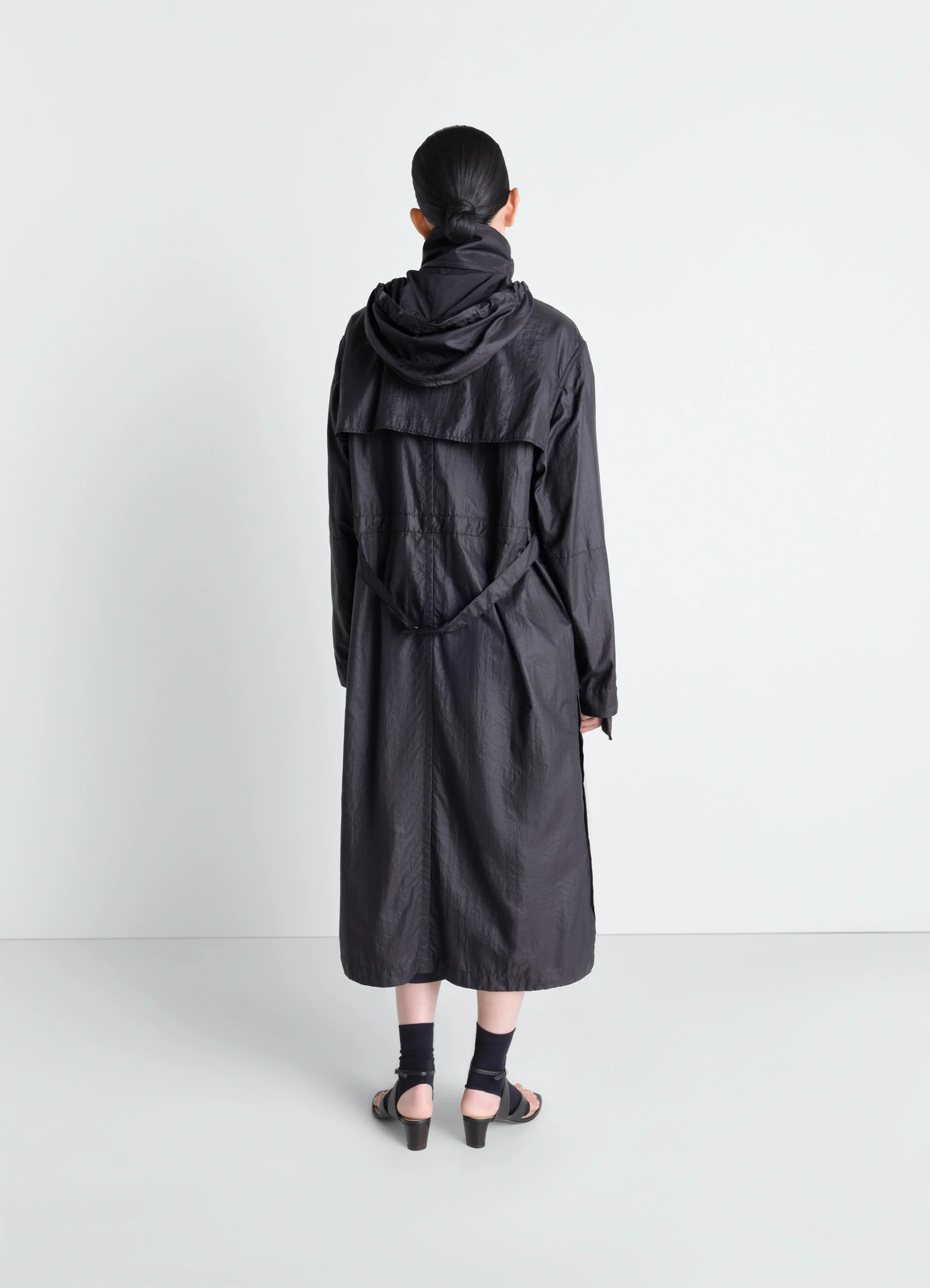 HOODED RAINCOAT IN LIGHT NYLON - Image 5