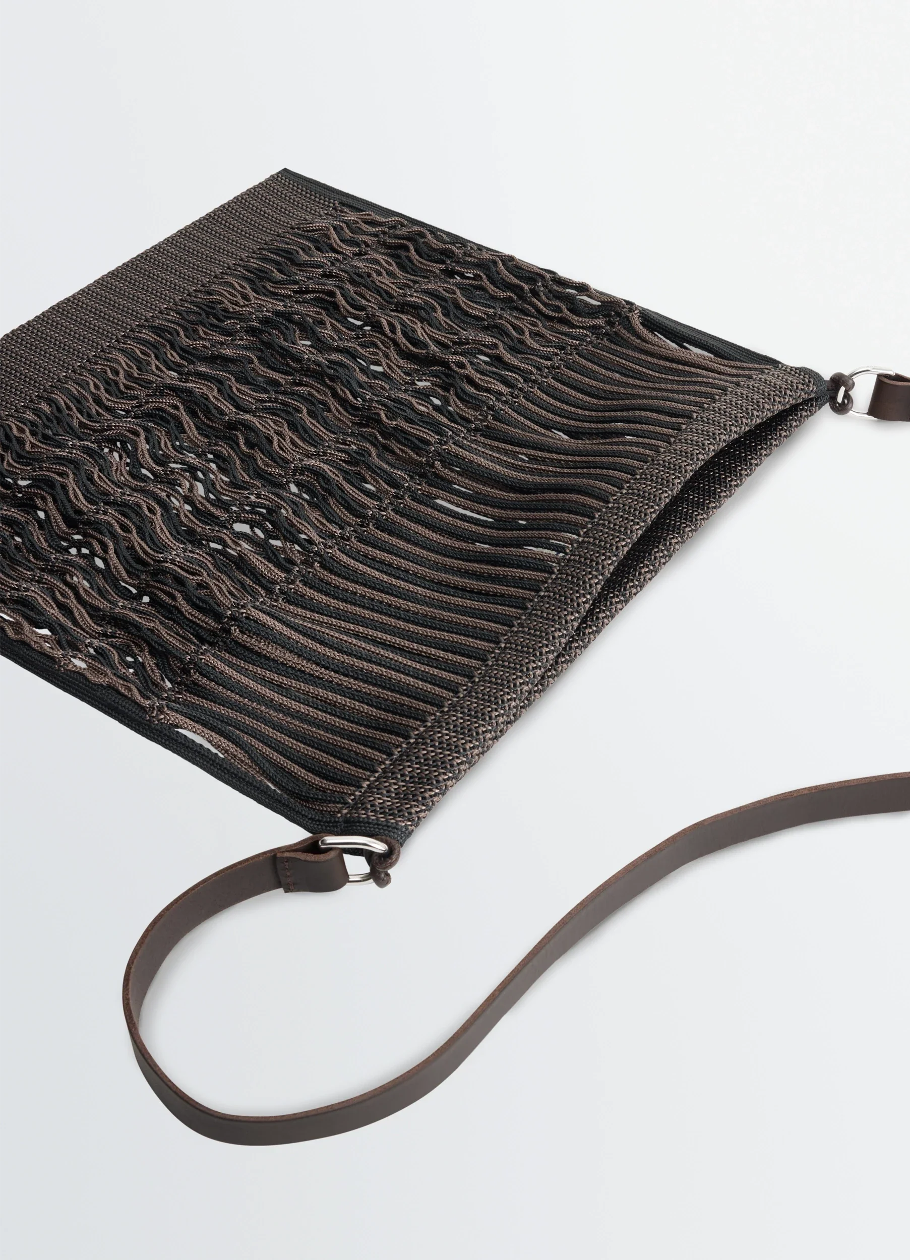 LARGE CROSSBODY FILT NET SHOPPING BAG - Image 3