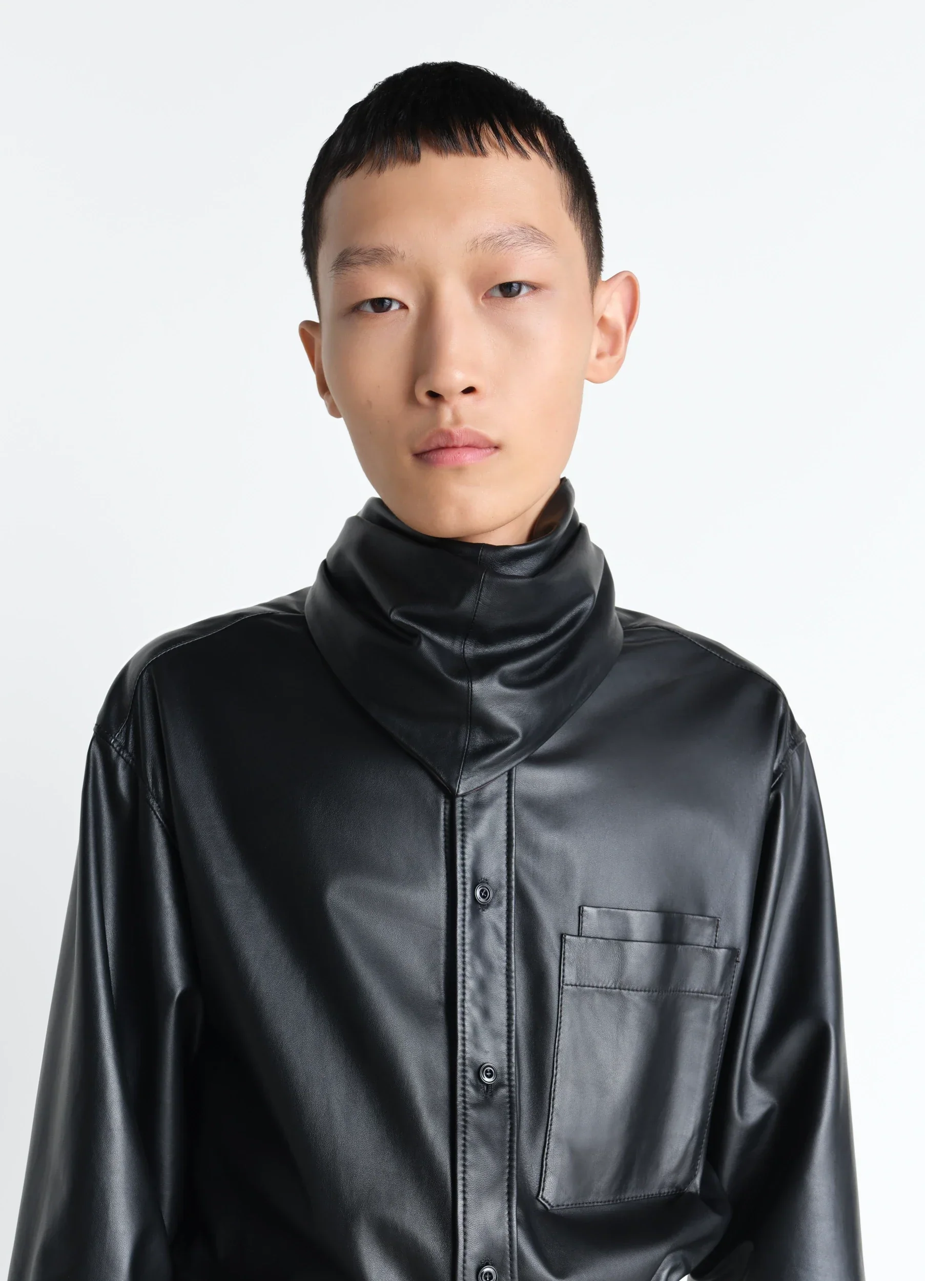 LEATHER TRIANGLE SCARF - Image 3