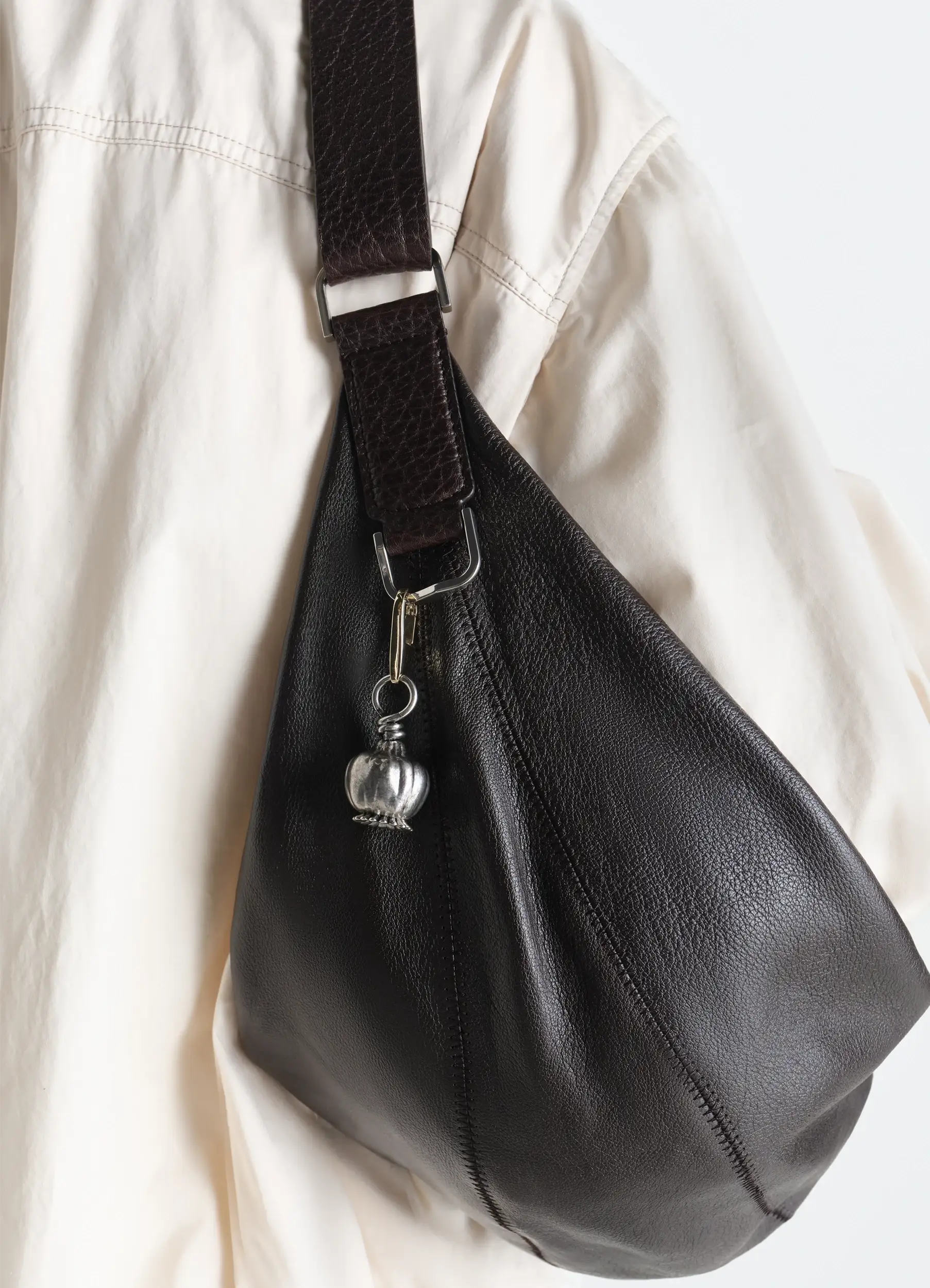 MAXI THISTLE BAG CHARM - Image 2