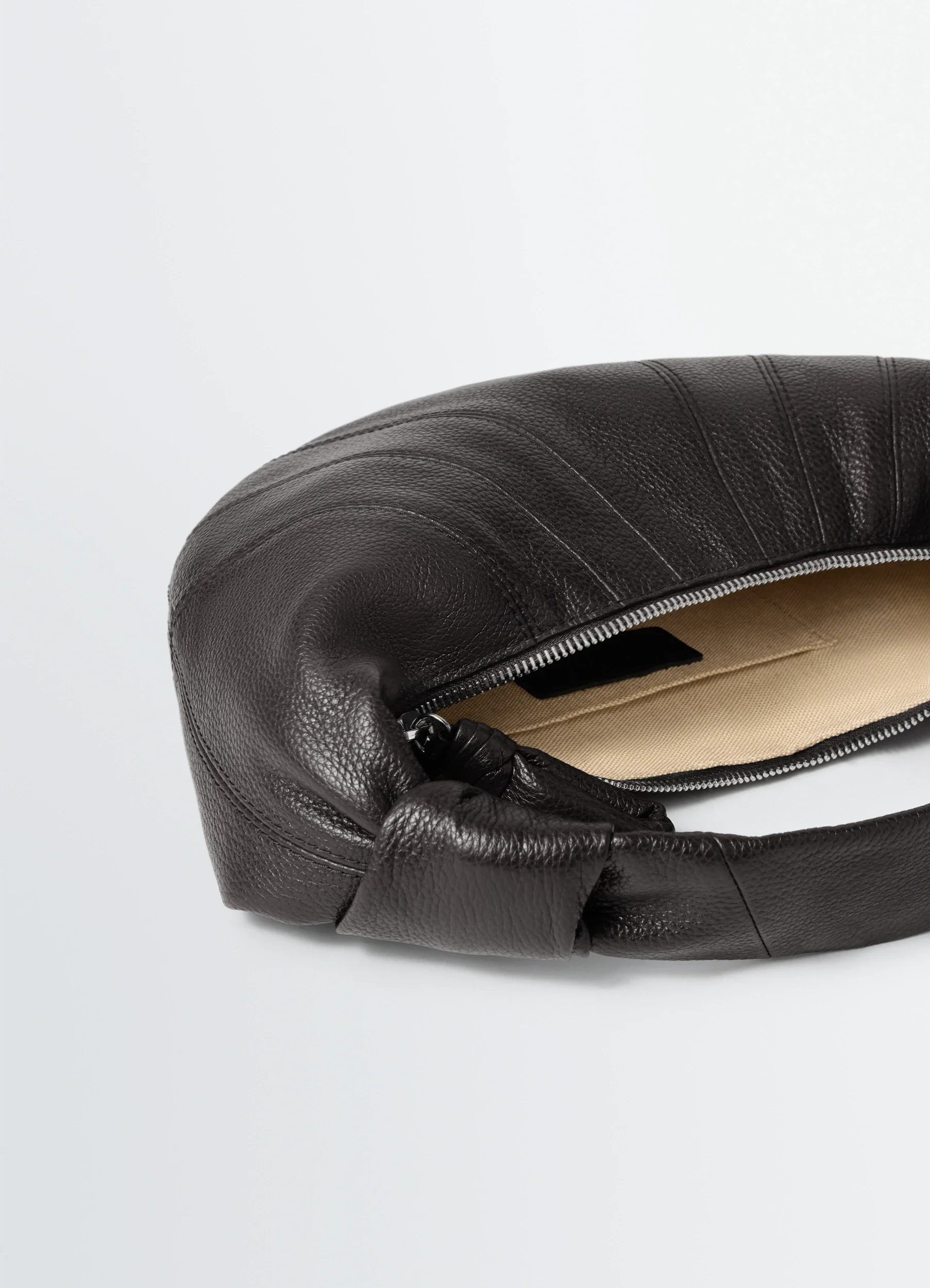 MINI FORTUNE CROISSANT BAG IN LEATHER - Image 3