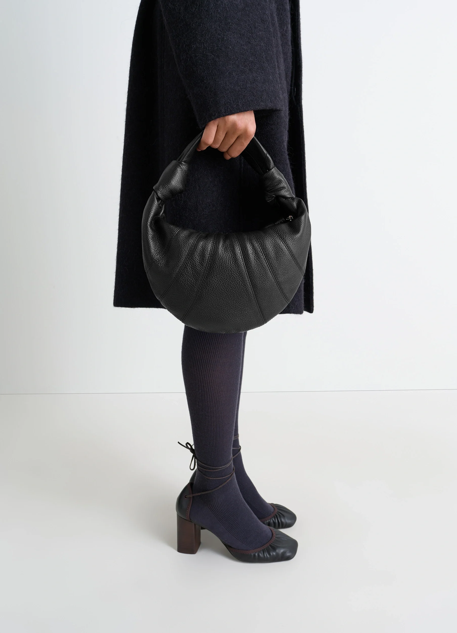 MINI FORTUNE CROISSANT BAG IN LEATHER - Image 2