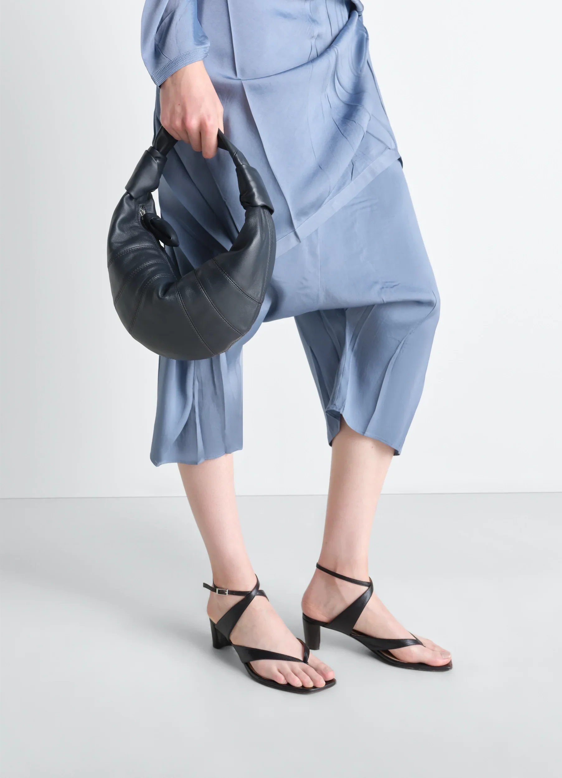 MINI FORTUNE CROISSANT BAG IN LEATHER - Image 3