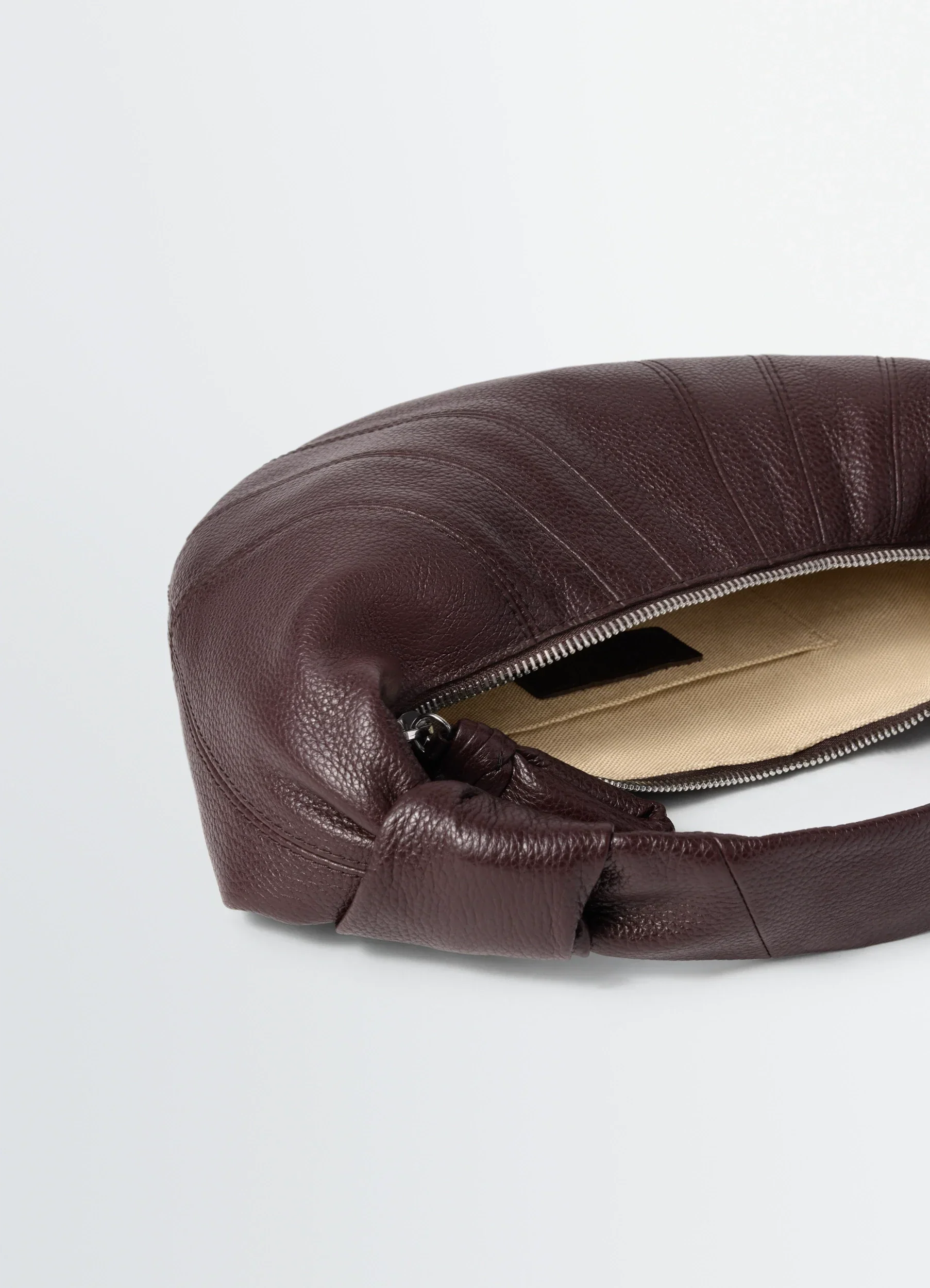 MINI FORTUNE CROISSANT BAG IN LEATHER - Image 4