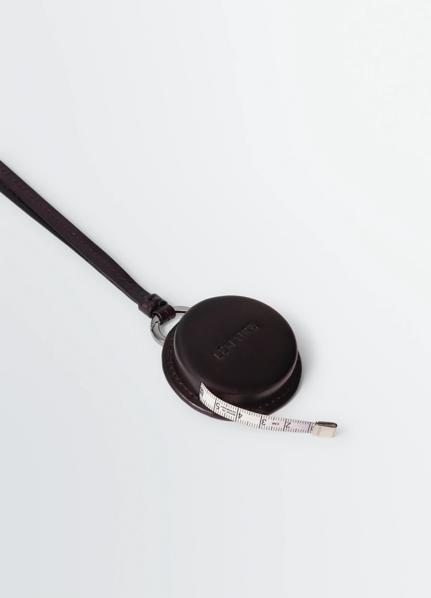 MOLDED TAPE NECKLACE IN LEATHER - Image 3