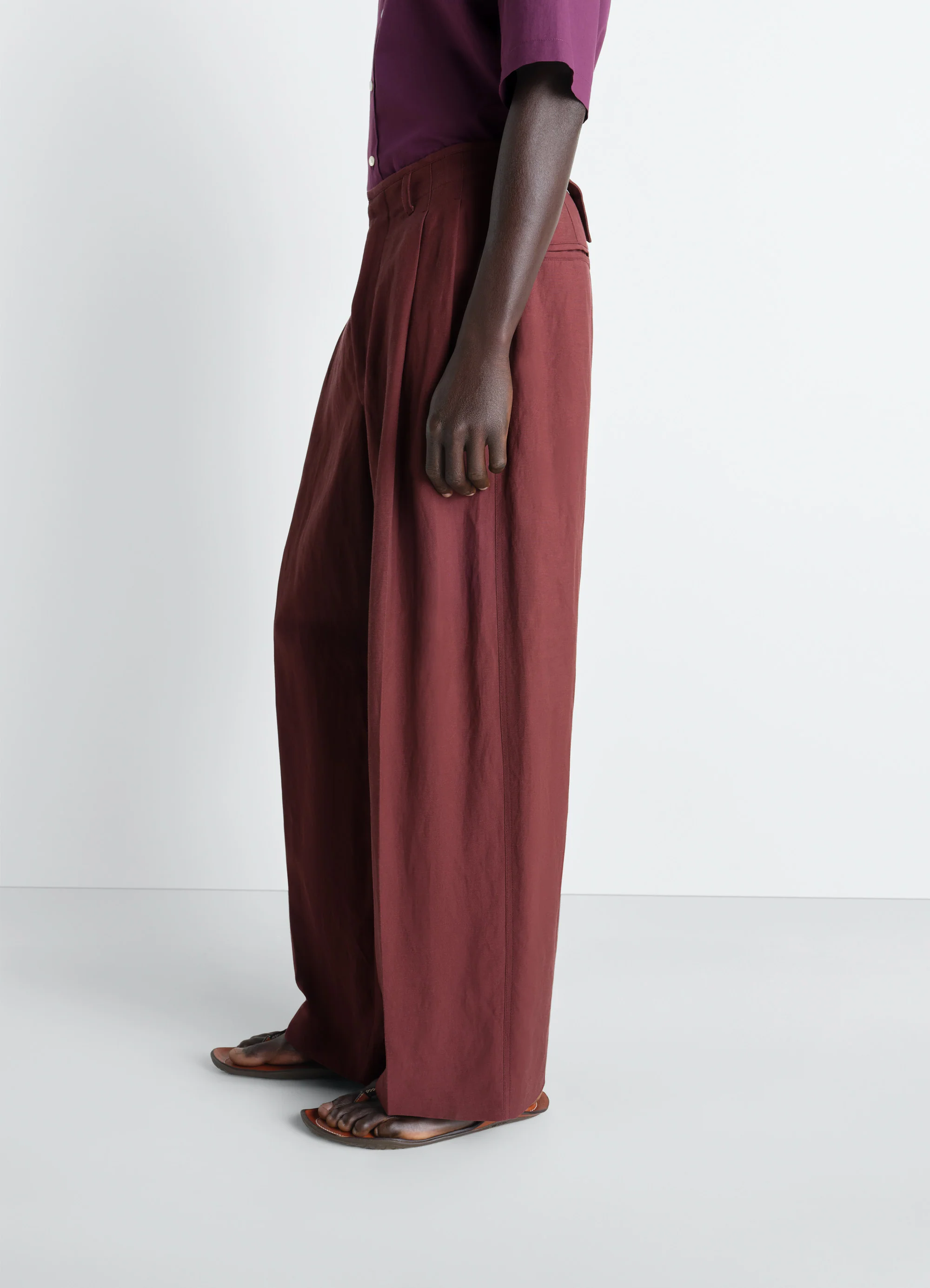 PLEATED TAILORED PANTS IN VISCOSE LINEN GABARDINE - Image 2