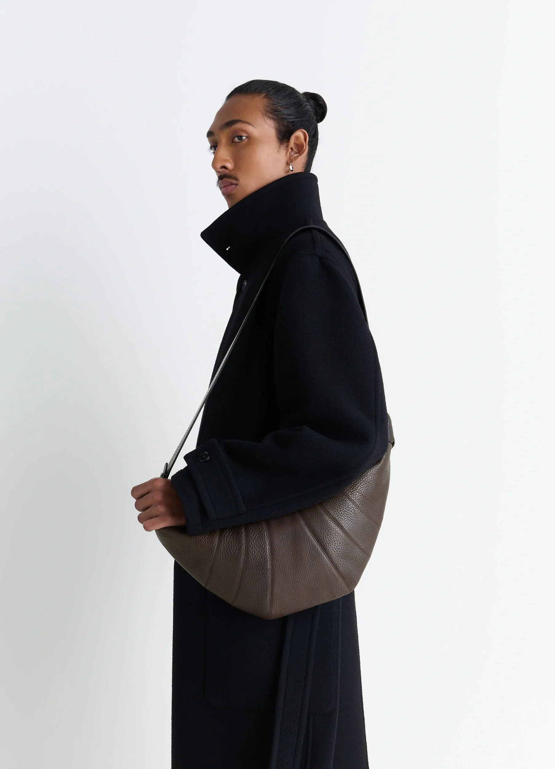 RAIL BELT MEDIUM CROISSANT BAG IN LEATHER - Image 2