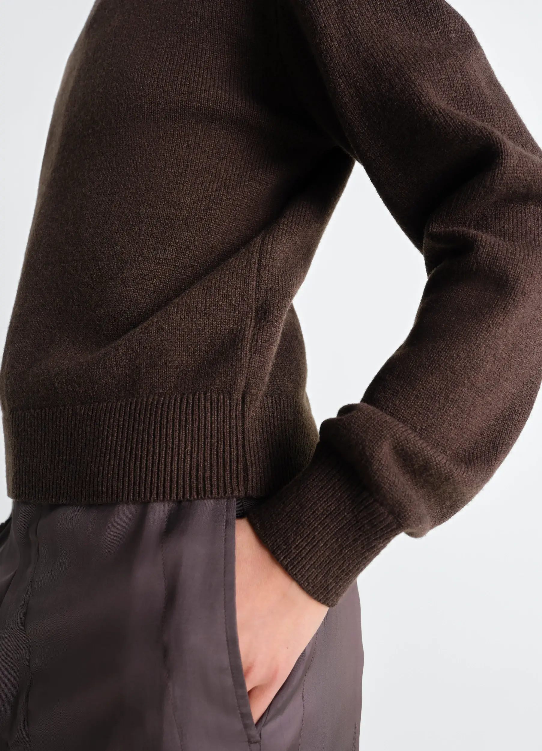 REVERSIBLE BUTTONED SWEATER IN CASHMERE WOOL - Image 4