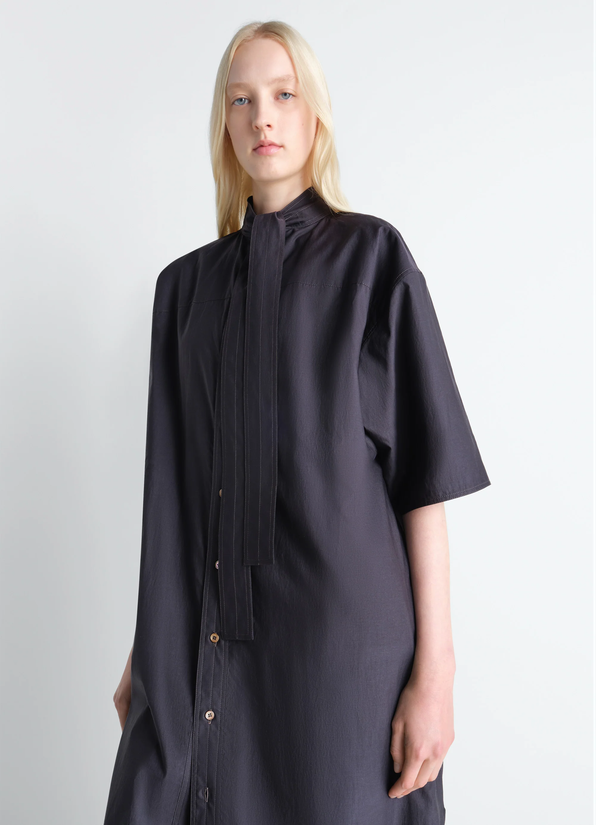 REVERSIBLE TUBE DRESS IN WASHED COTTON SILK - Image 2