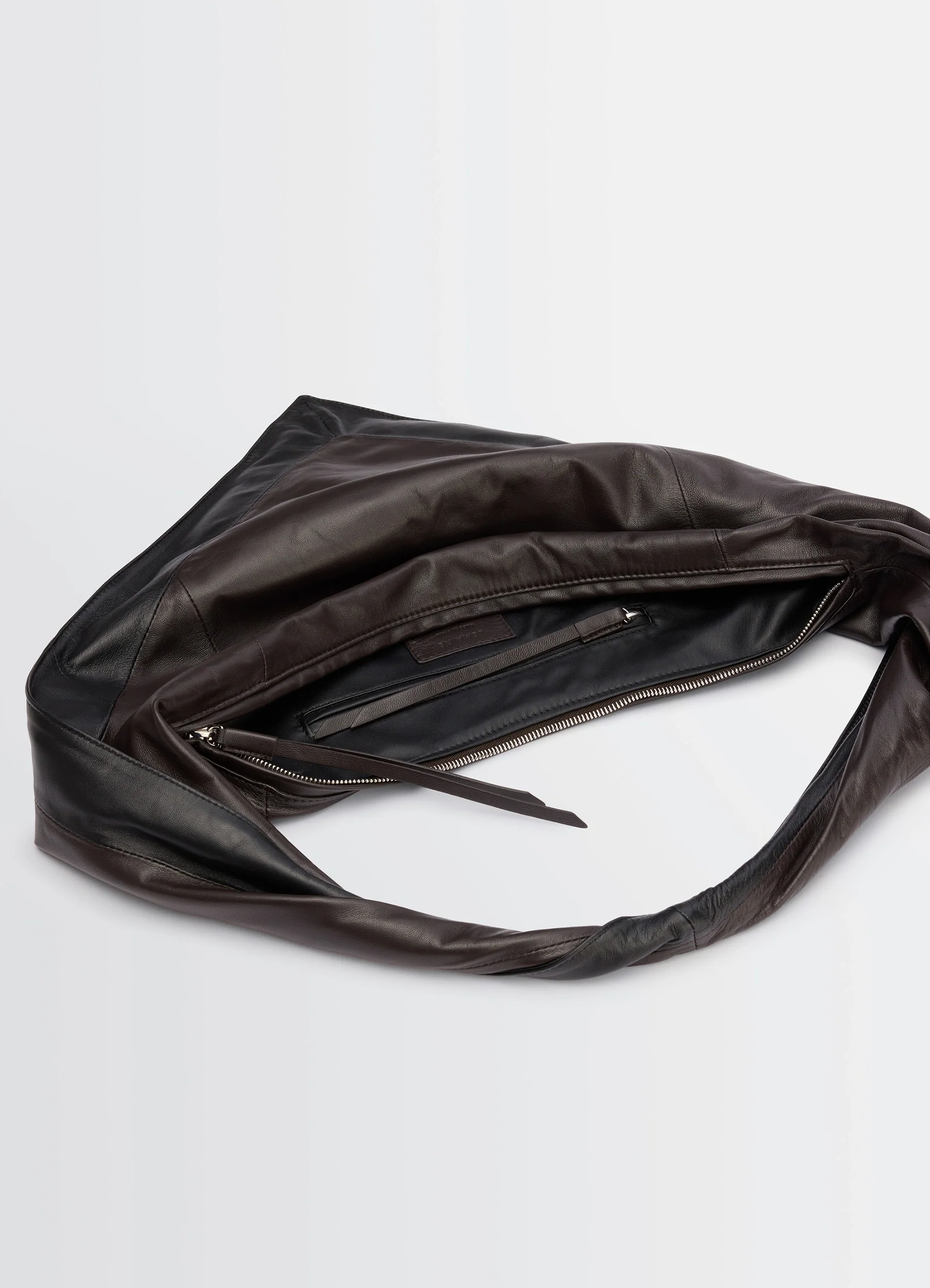 SMALL SCARF EXTENDED HANDLE BAG IN LEATHER - Image 4