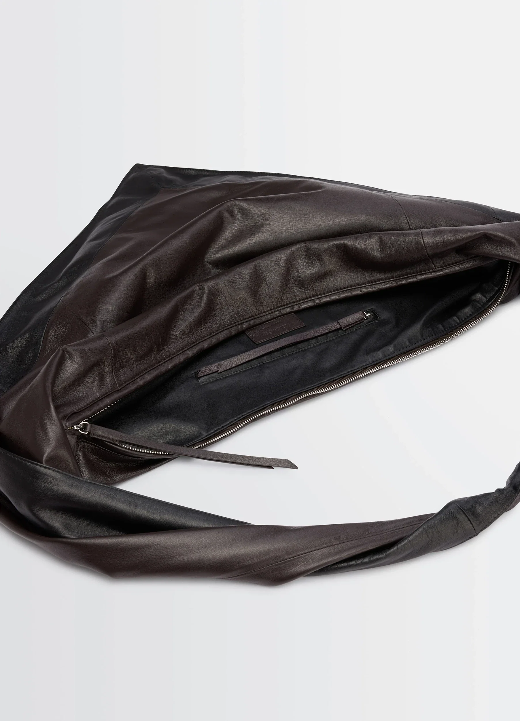 SCARF BAG IN LEATHER - Image 4