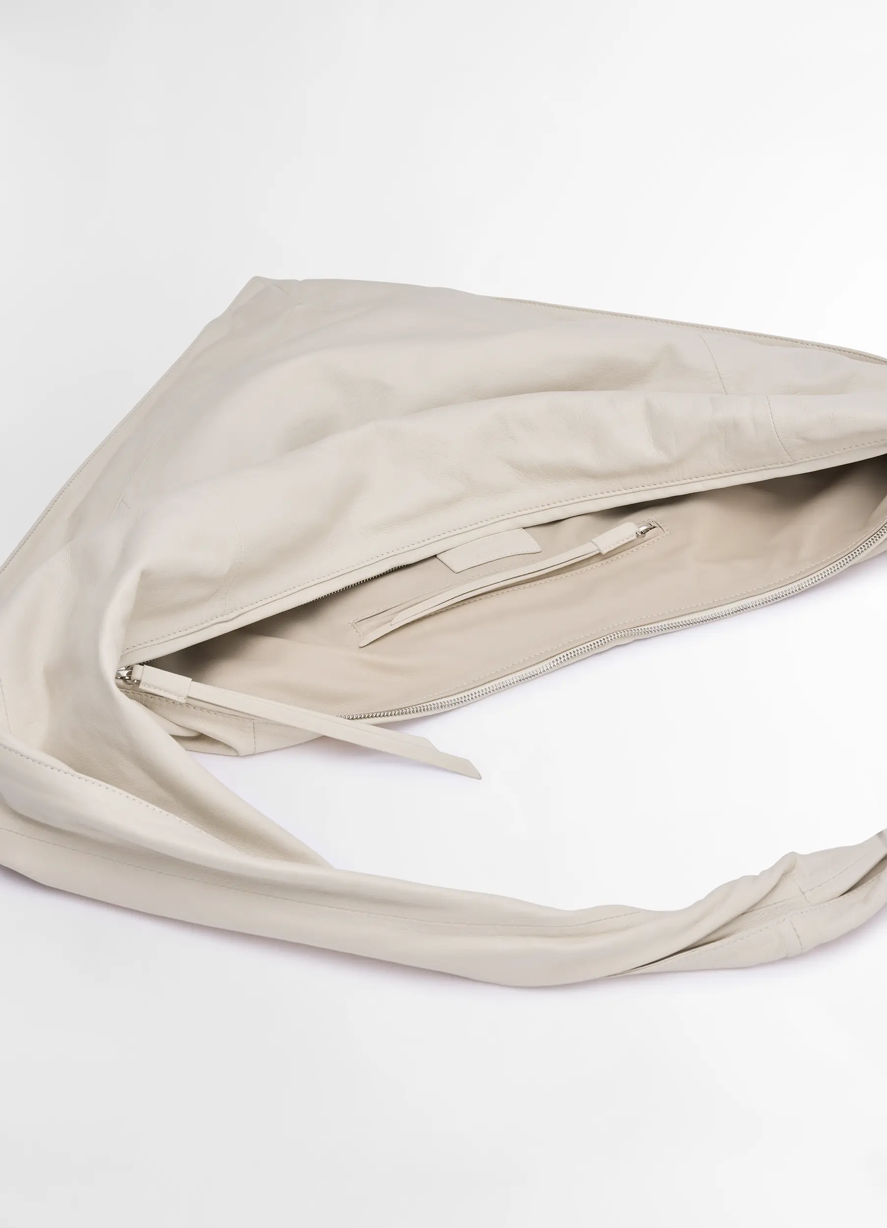 SCARF BAG IN LEATHER - Image 4