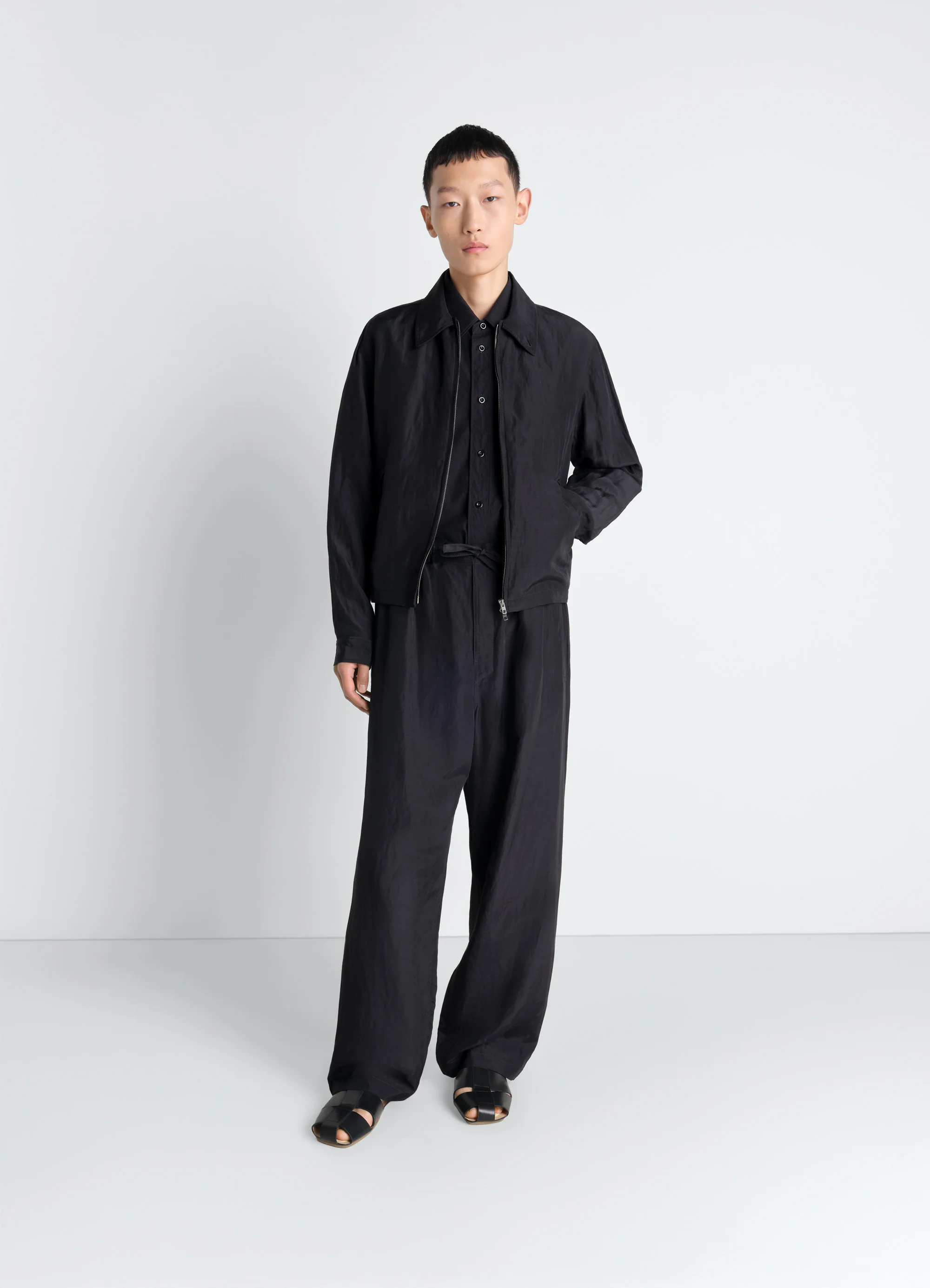 SHORT BLOUSON IN LINEN VISCOSE - Image 2
