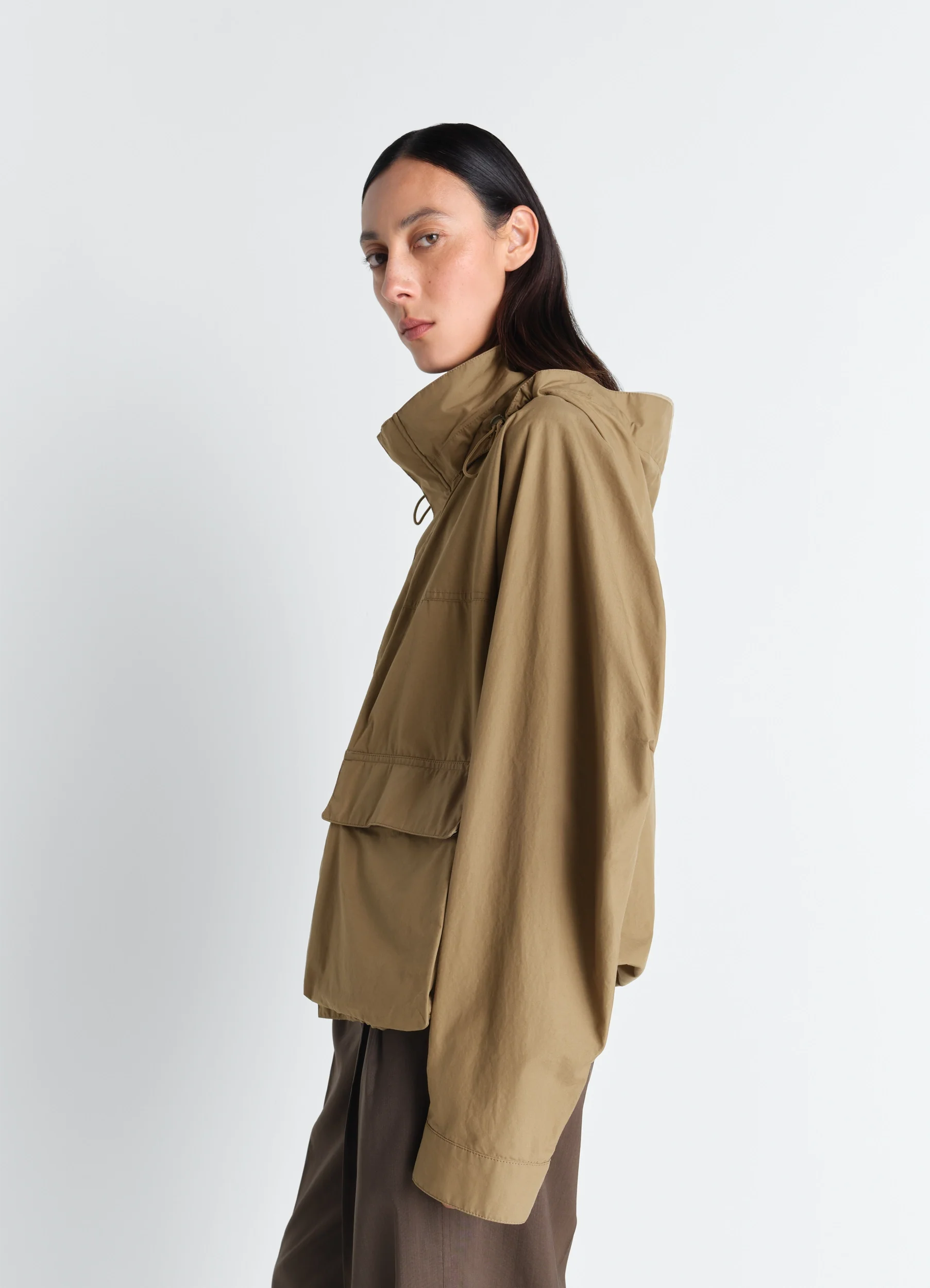 SHORT RAIN PARKA IN VENTILE® COTTON - Image 3