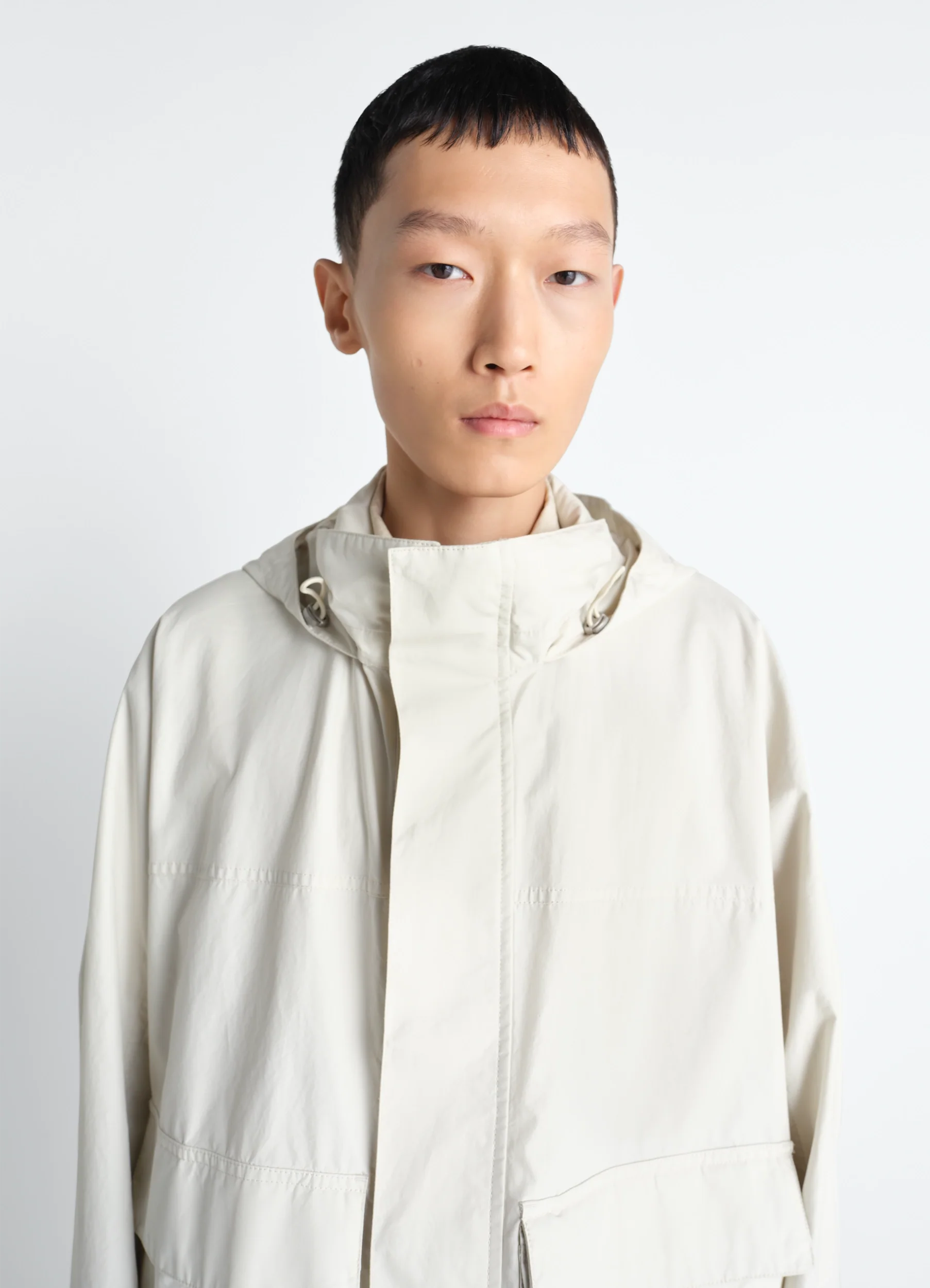 SHORT RAIN PARKA IN VENTILE® COTTON - Image 6