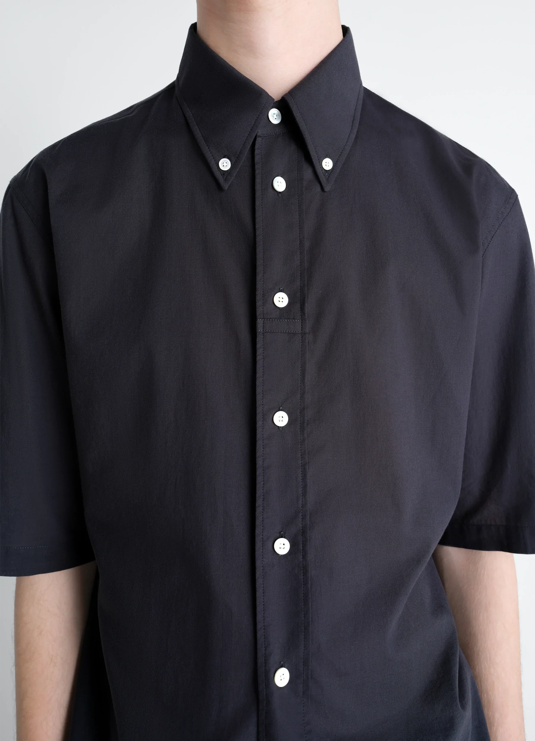 SHORT SLEEVE SHIRT IN WASHED COTTON MUSLIN - Image 3