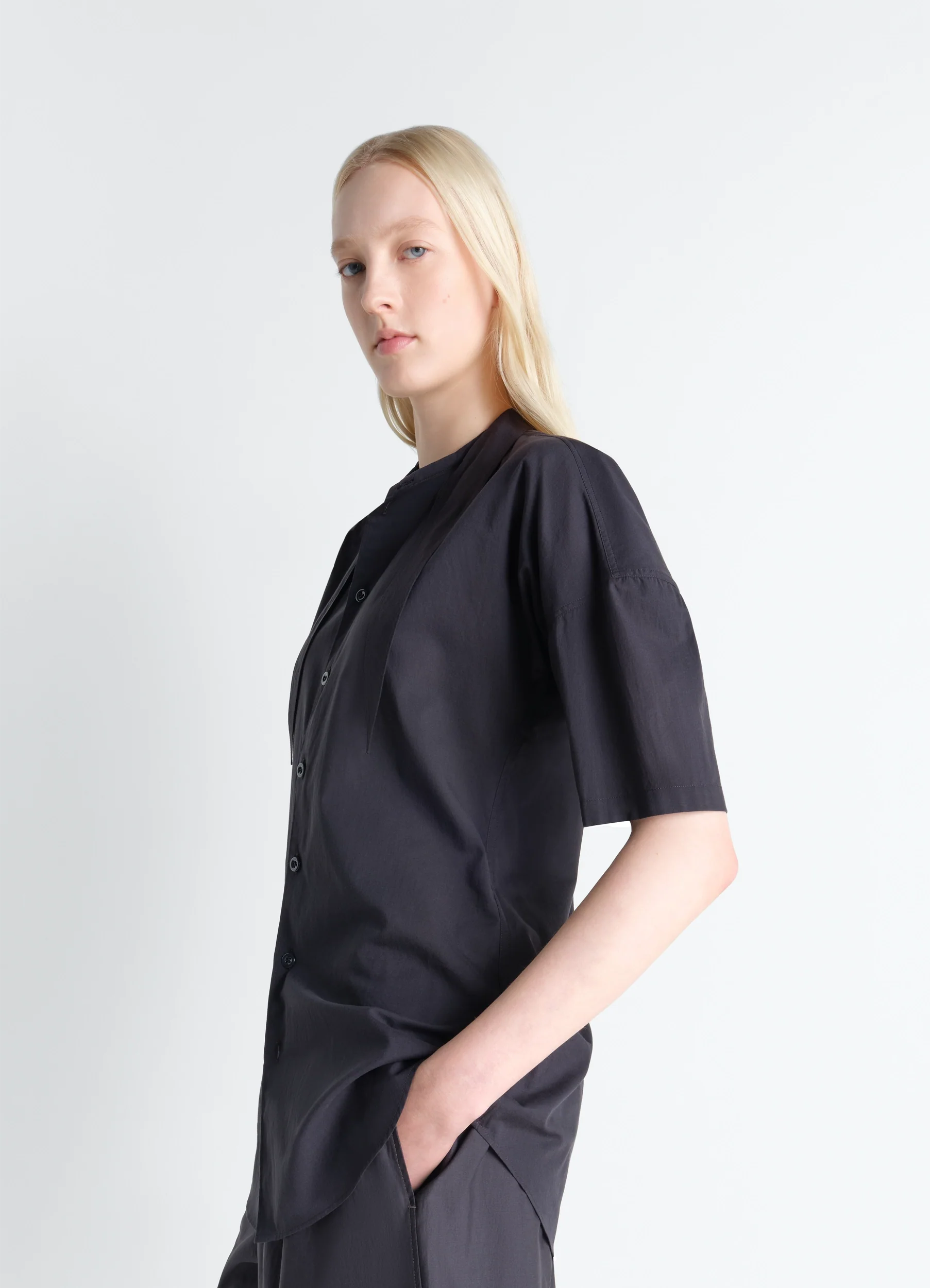 SHORT SLEEVE SHIRT WITH FOULARD IN WASHED COTTON MUSLIN - Image 3