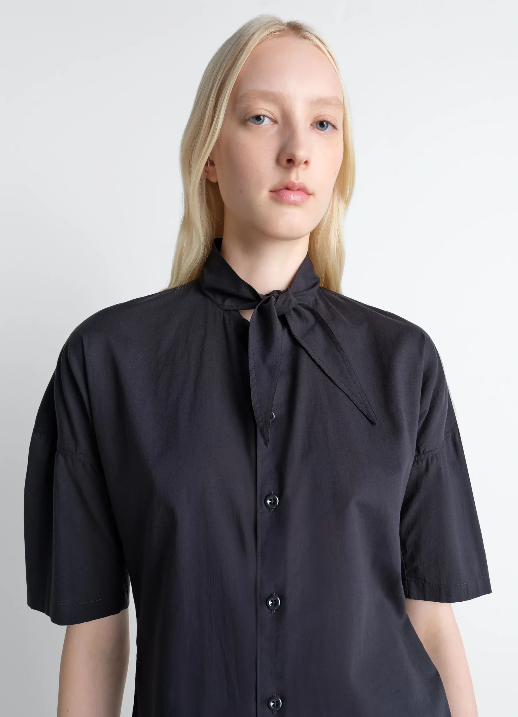 SHORT SLEEVE SHIRT WITH FOULARD IN WASHED COTTON MUSLIN - Image 4